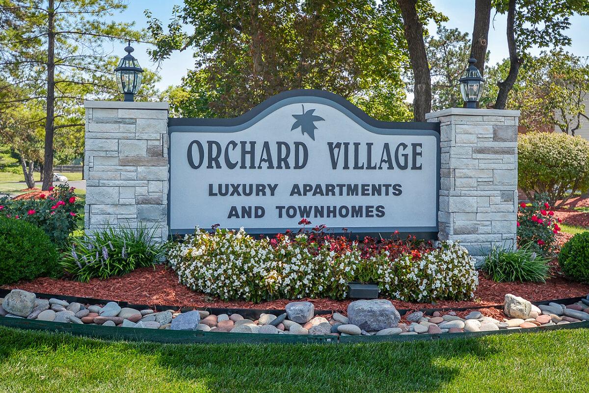 Orchard Village Apartments in Manchester, MO - Exterior 08.jpg