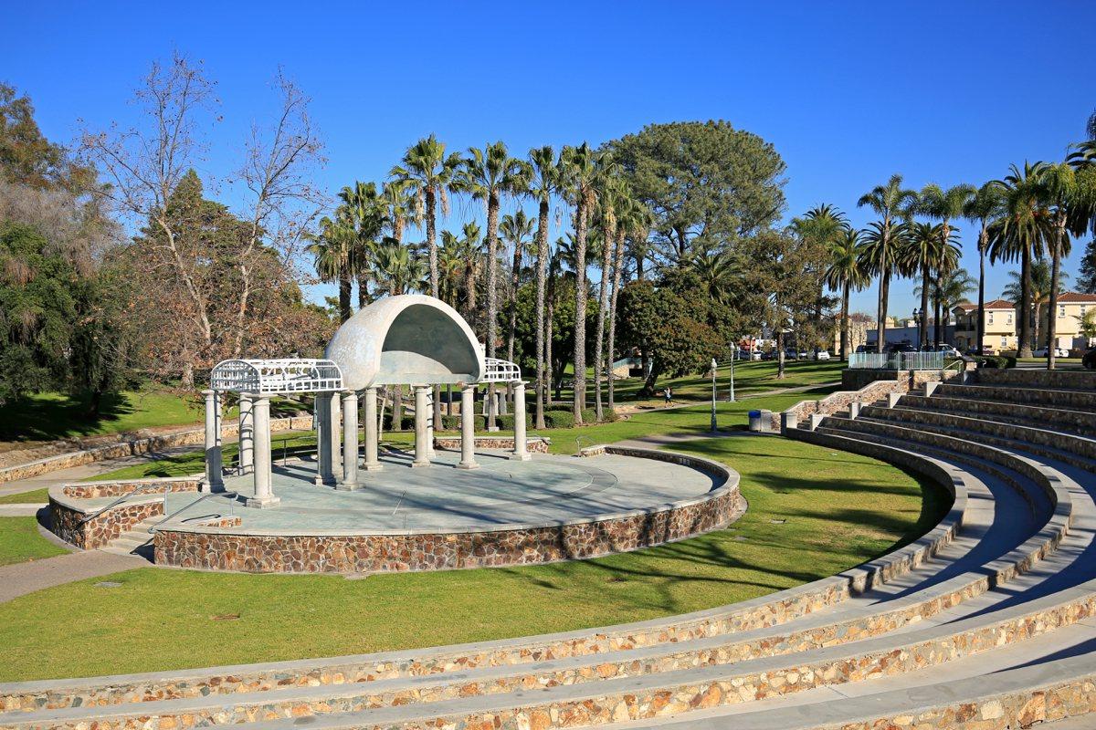 a large lawn in front of a building