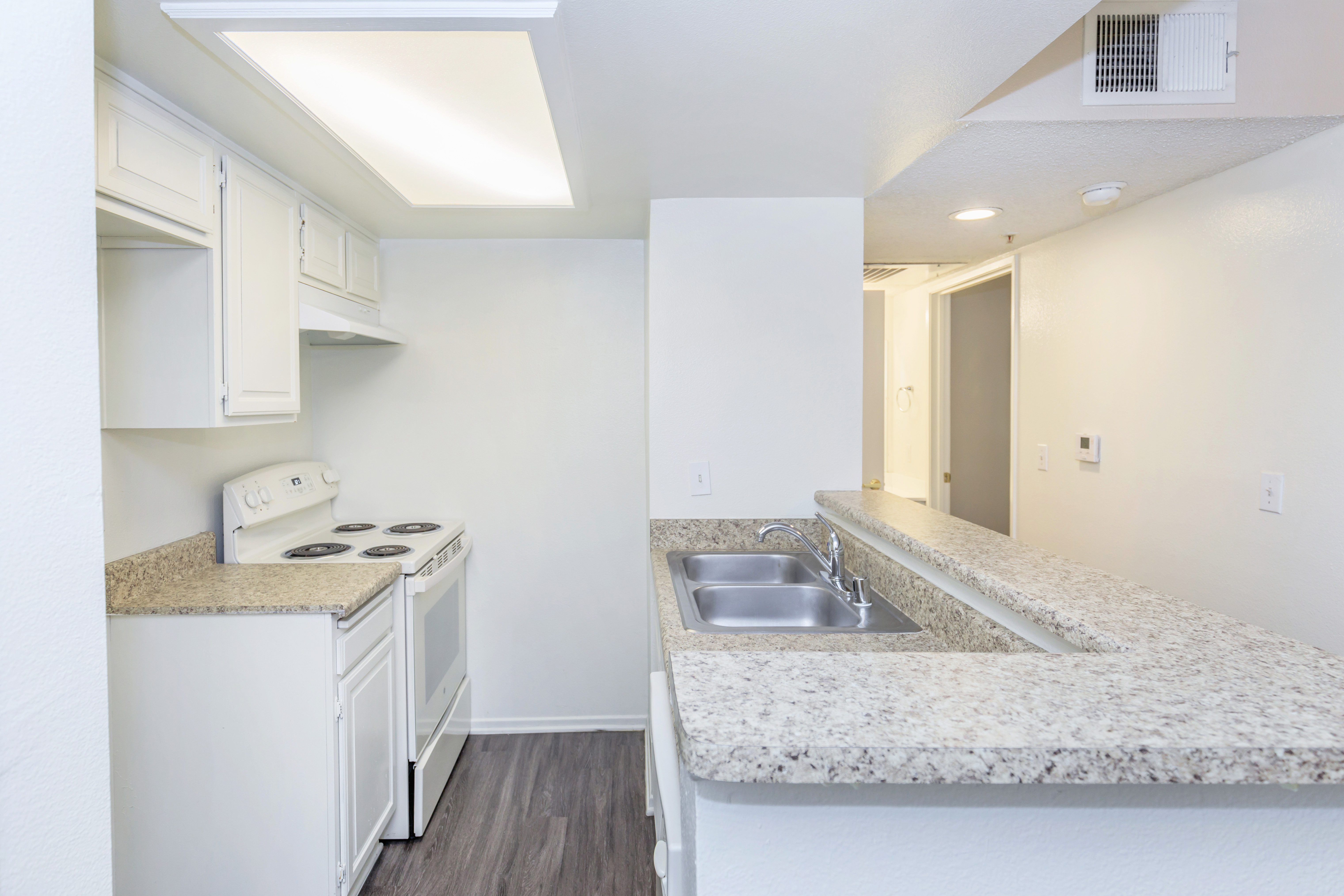 New Horizon Village Senior Apartment Homes 3 of 3