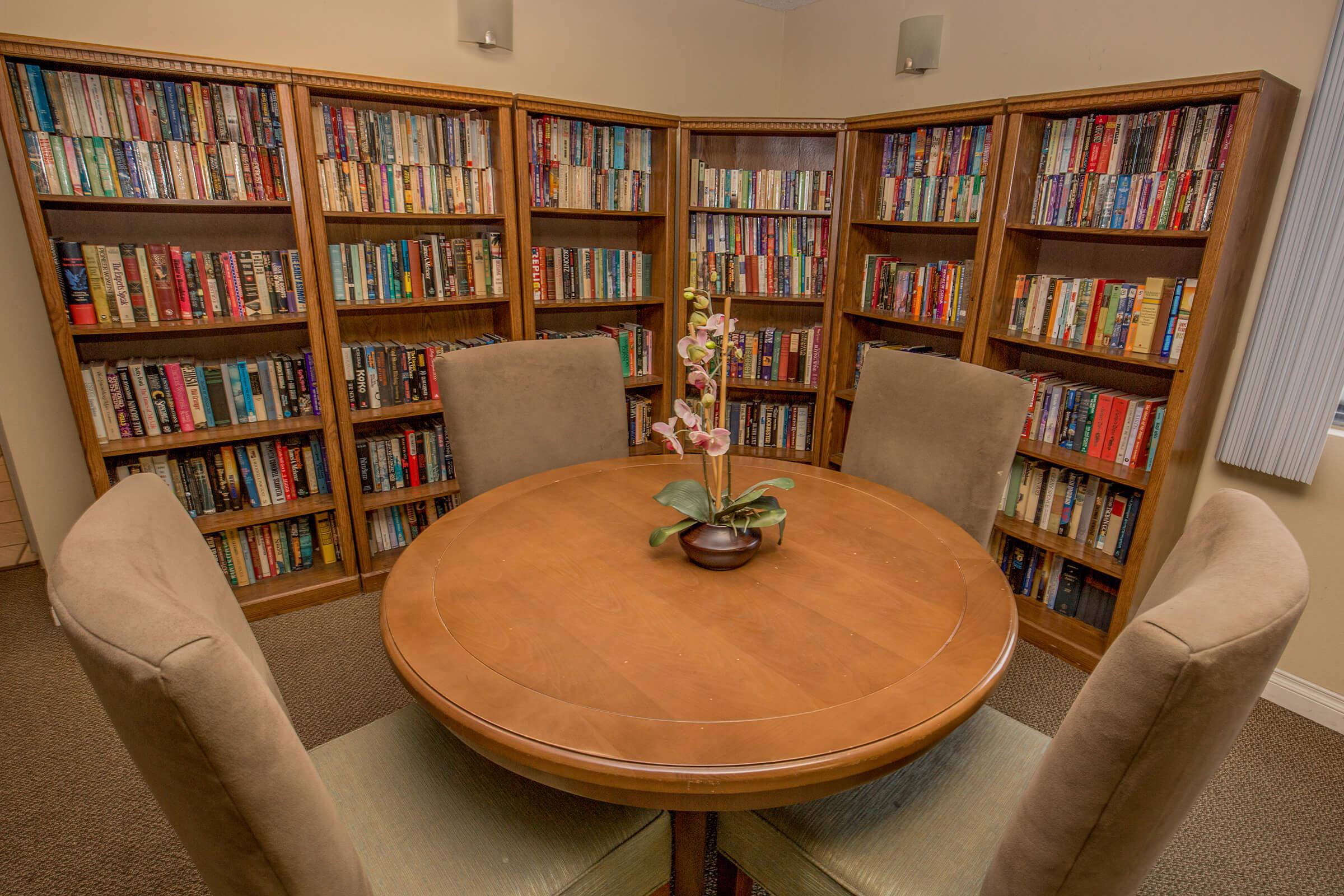 New Horizon Village Senior Apartment Homes library filled with books