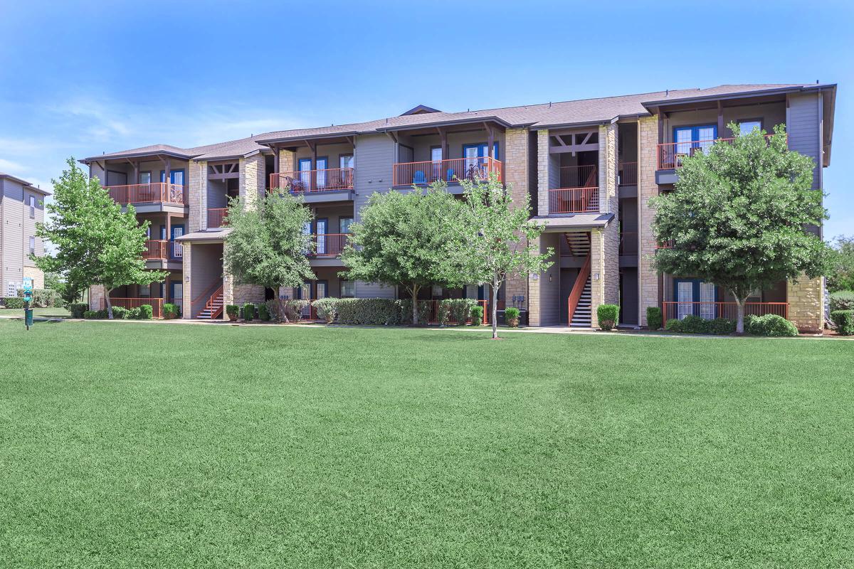 Vista at Plum Creek - Apartments in Kyle, TX Vista at Plum Creek - Apartments in Kyle, TX