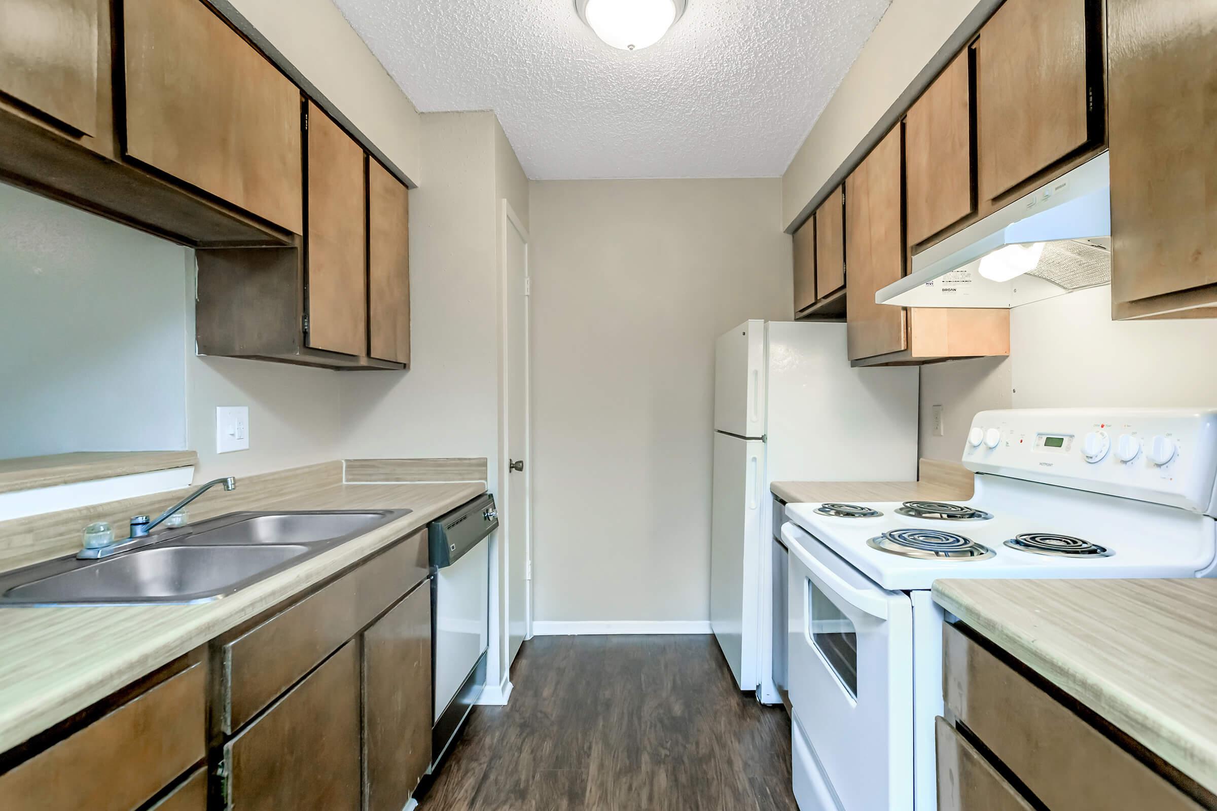 PANTRY AND CABINET SPACE