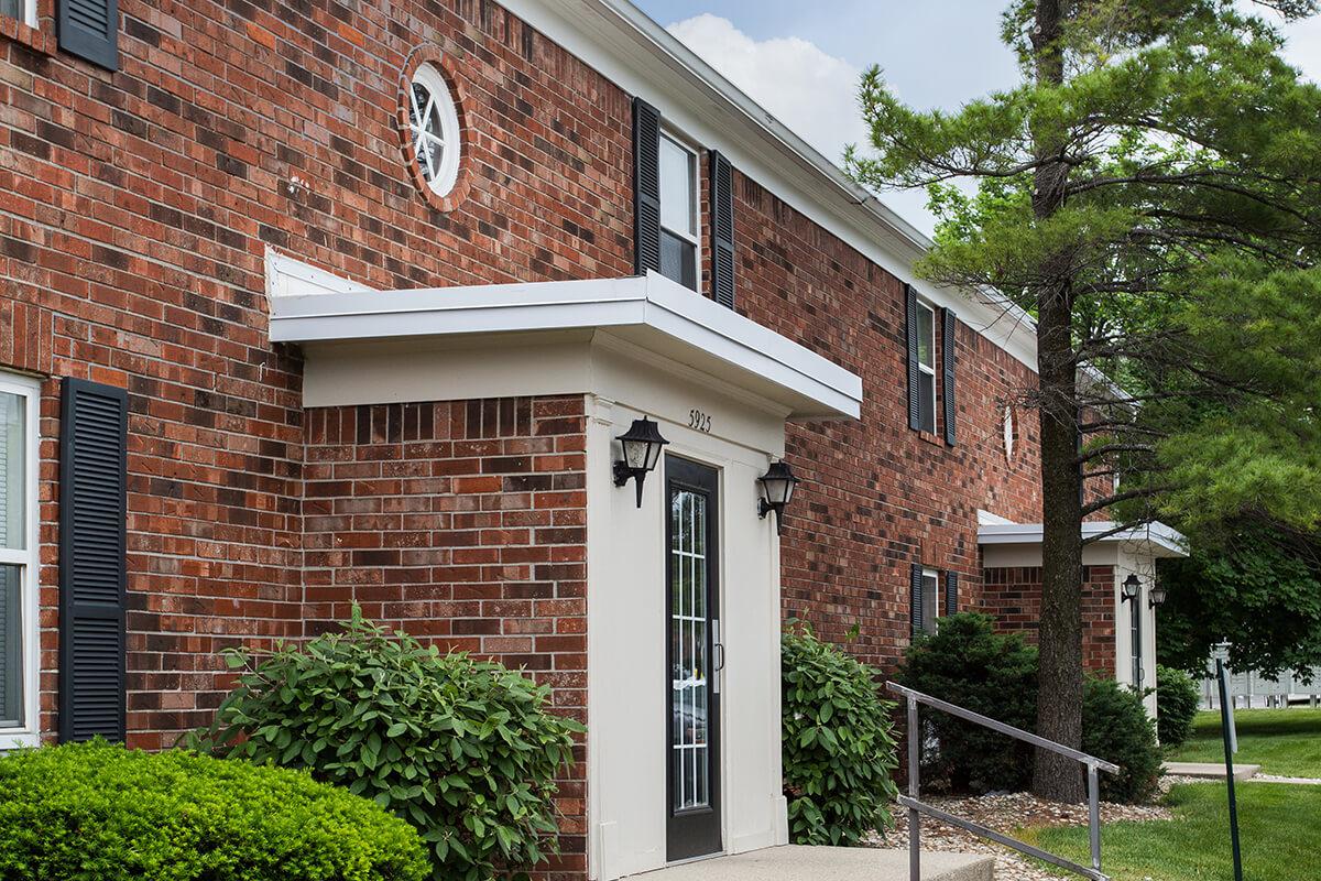 West Lake Exterior-8.jpg