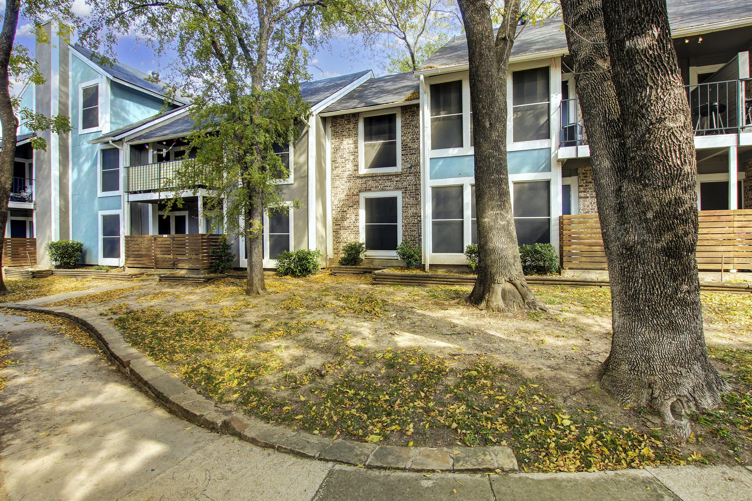 a garden in front of a house