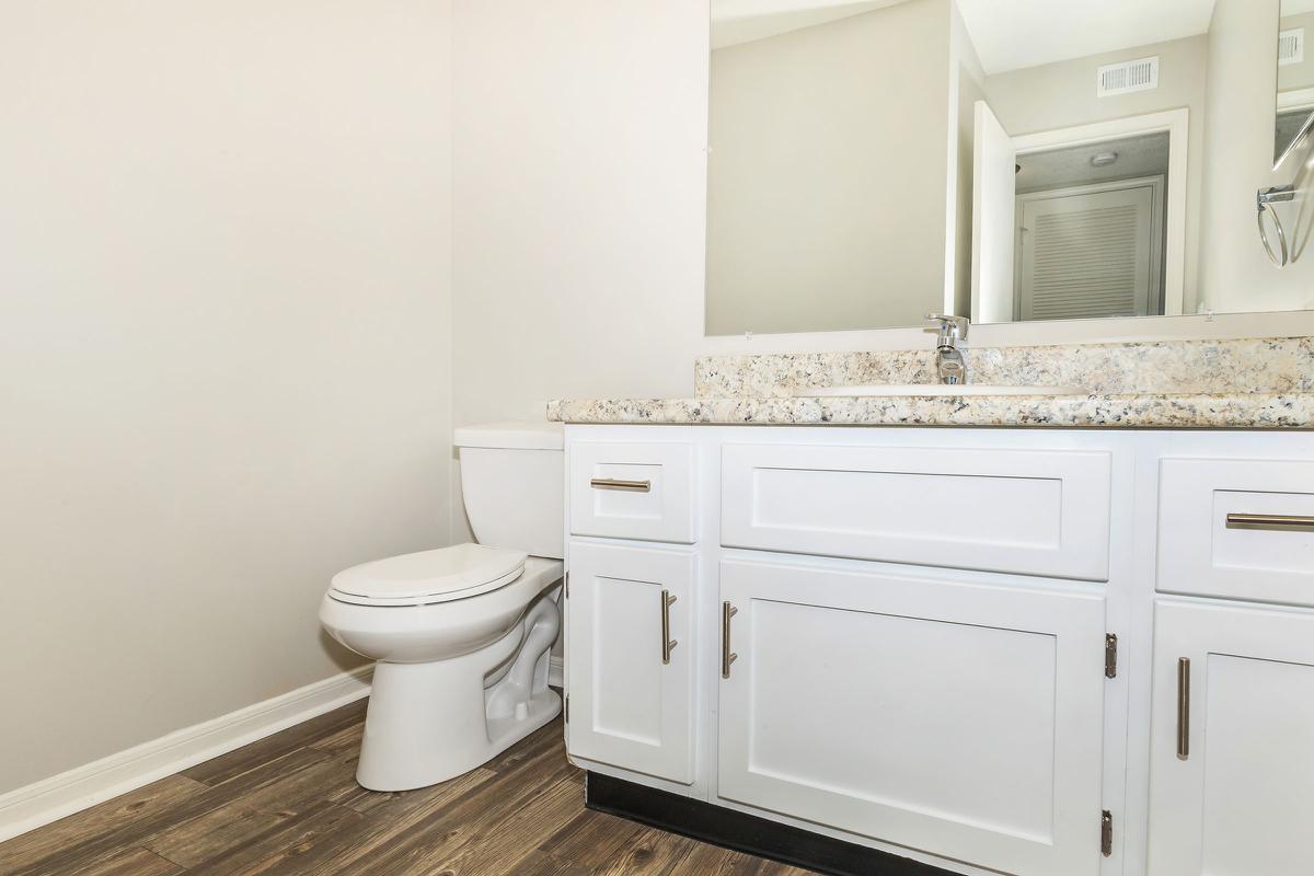 Bright and spacious bathroom