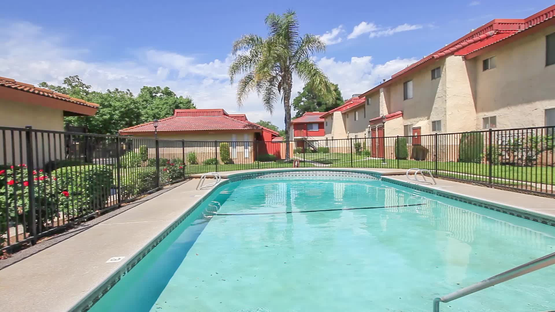 Sunburst Apartments Photo Gallery