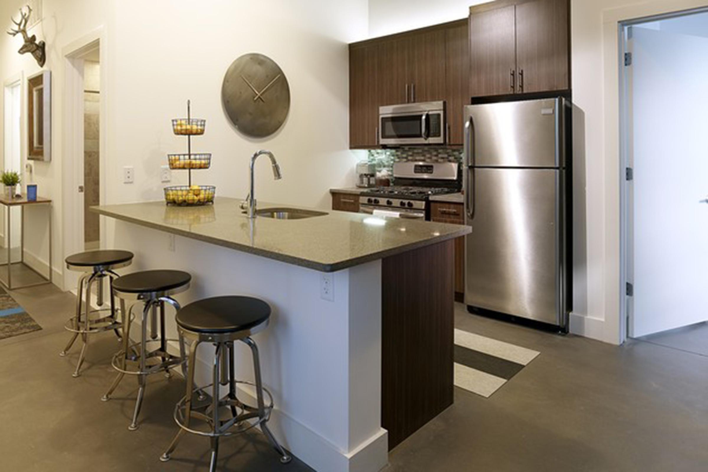 parkway-lofts-bloomfield-nj-building-photo (18).jpg