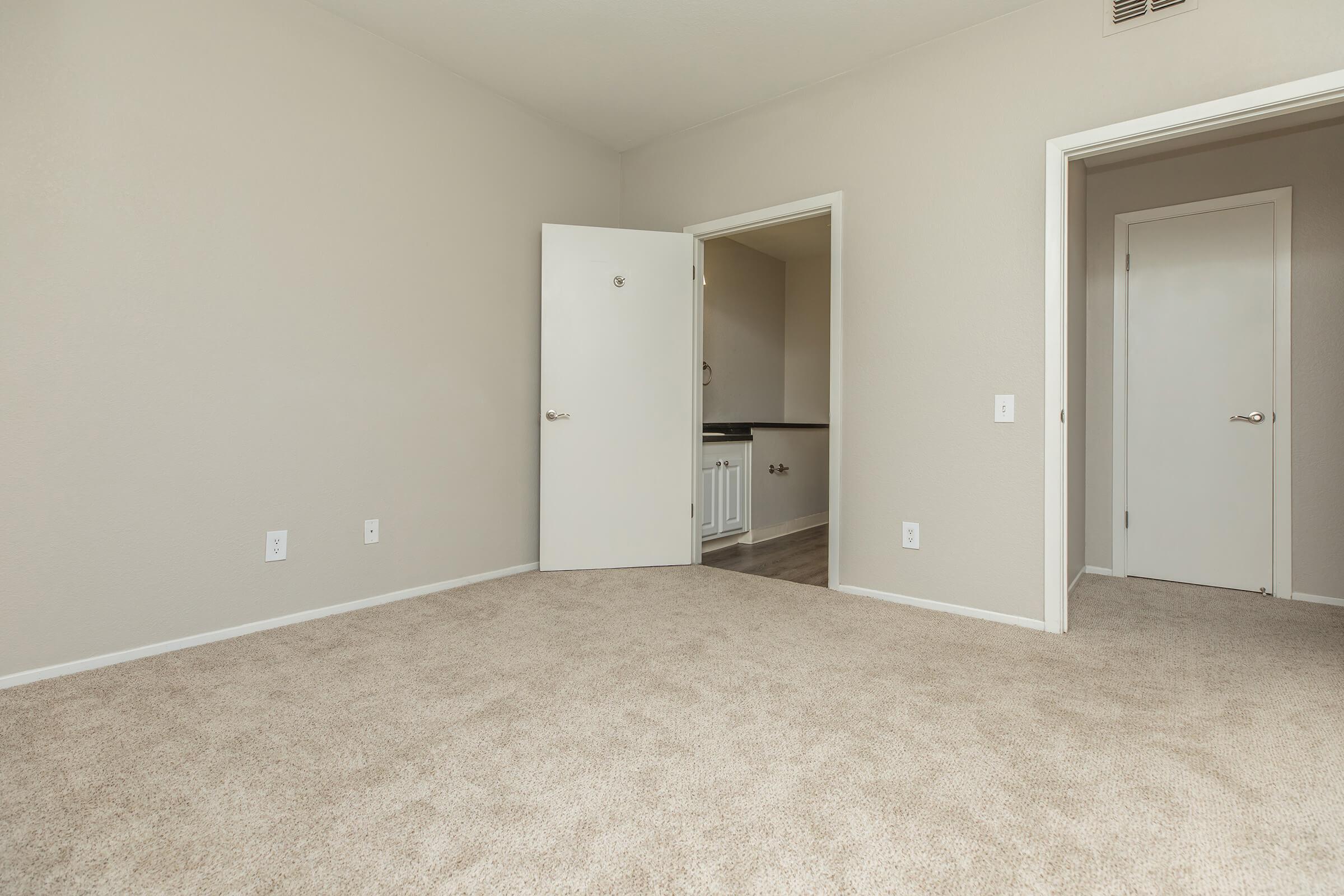 ELEGANT BEDROOM