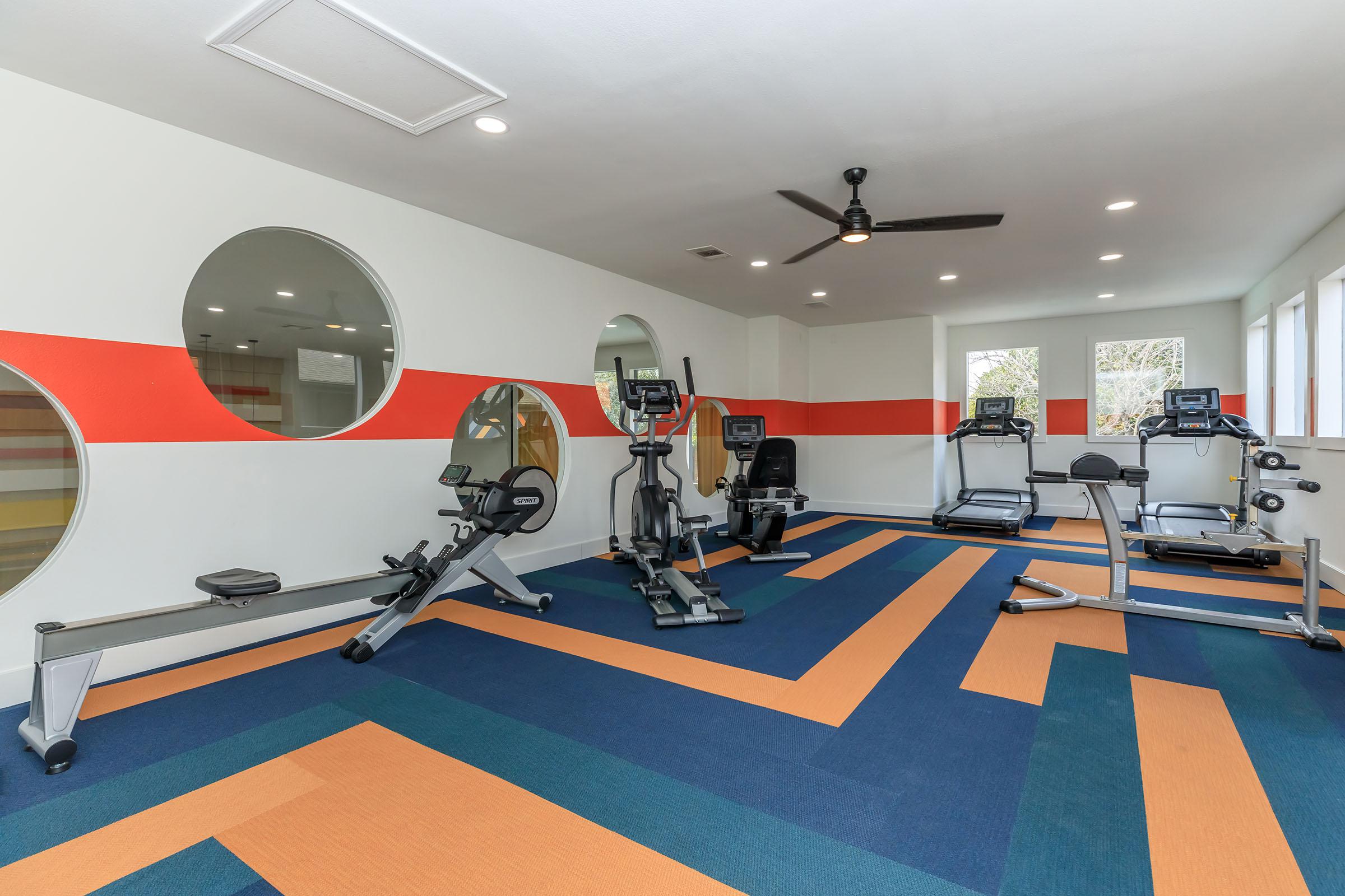 STATE-OF-THE-ART FITNESS CENTER