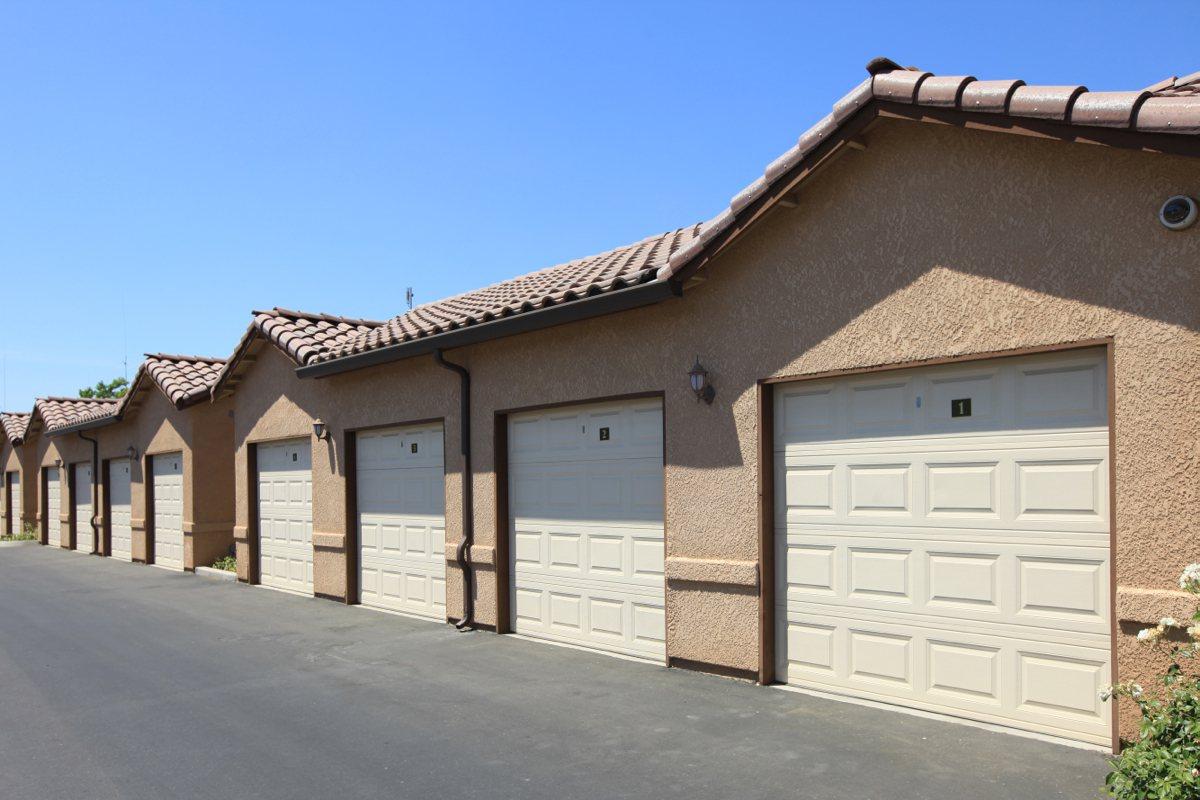 Garages with remotes are available at Villa Sa Vini