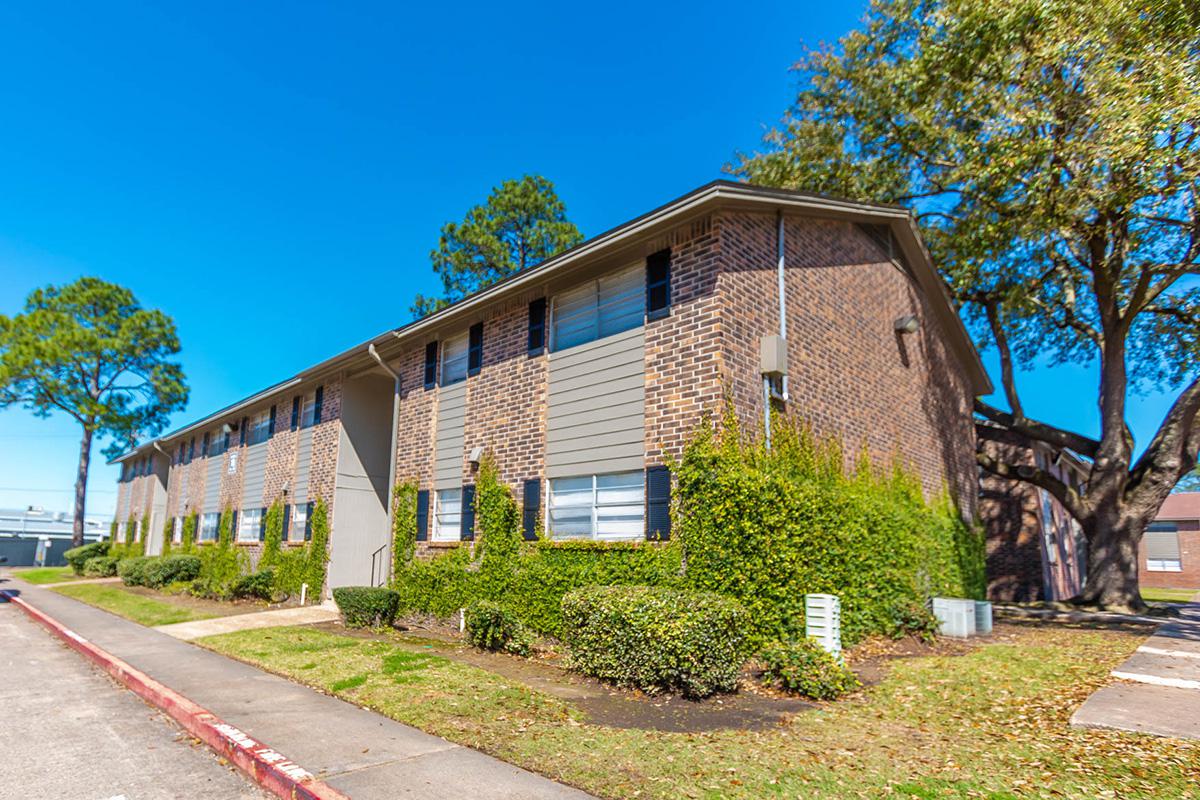 Landmark Apartments-04.jpg