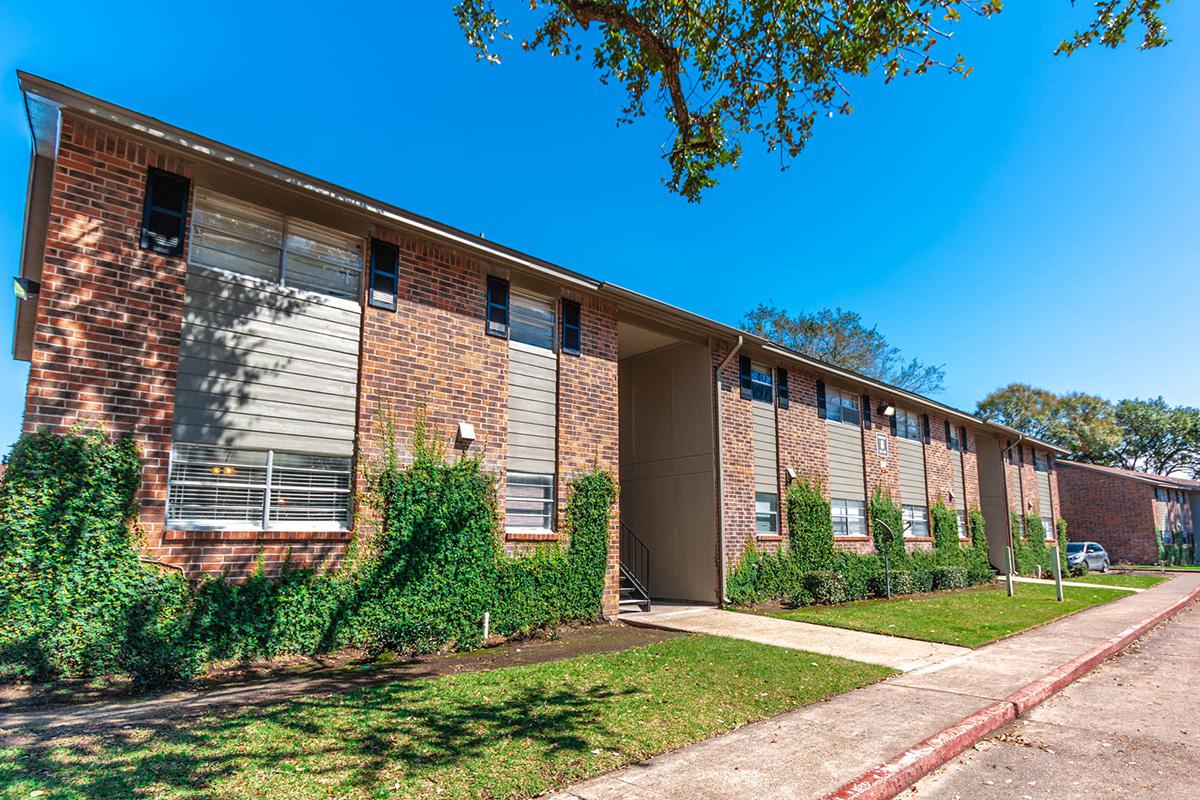 Landmark Apartments-06.jpg