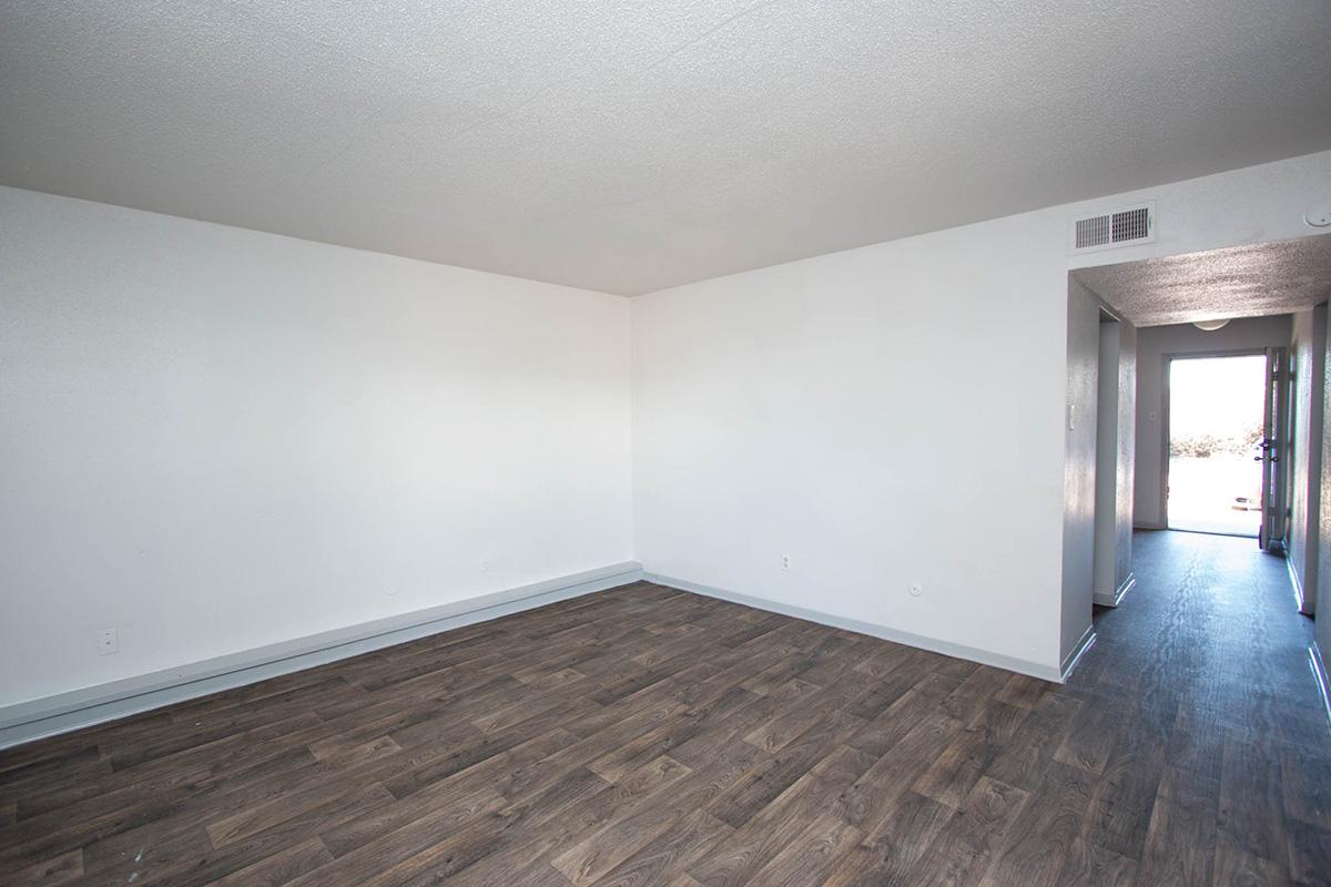 Landmark Apartments-08.jpg