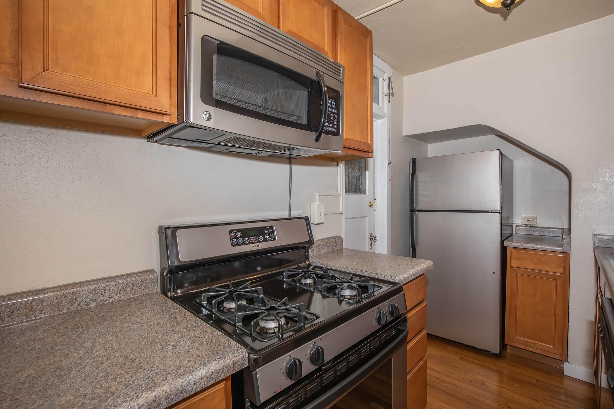 BEAUTIFUL KITCHEN