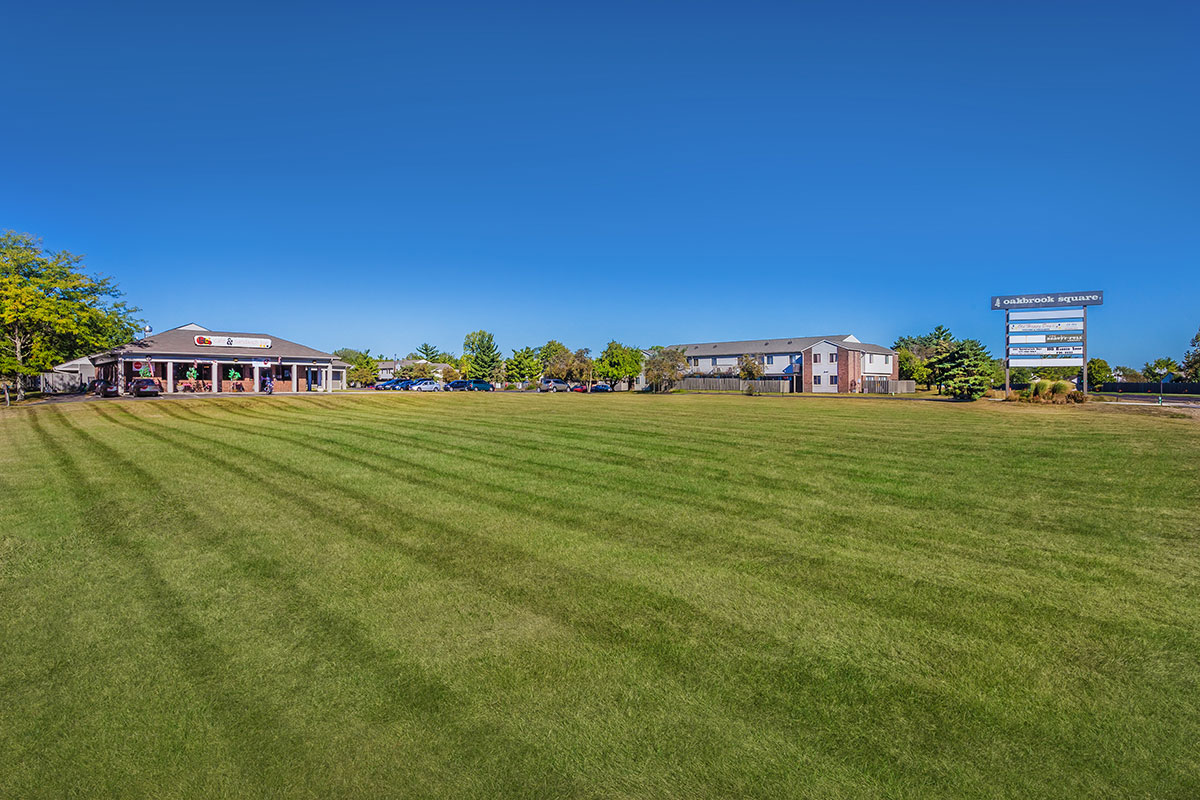 Oakbrook Village Apartments Photo Gallery