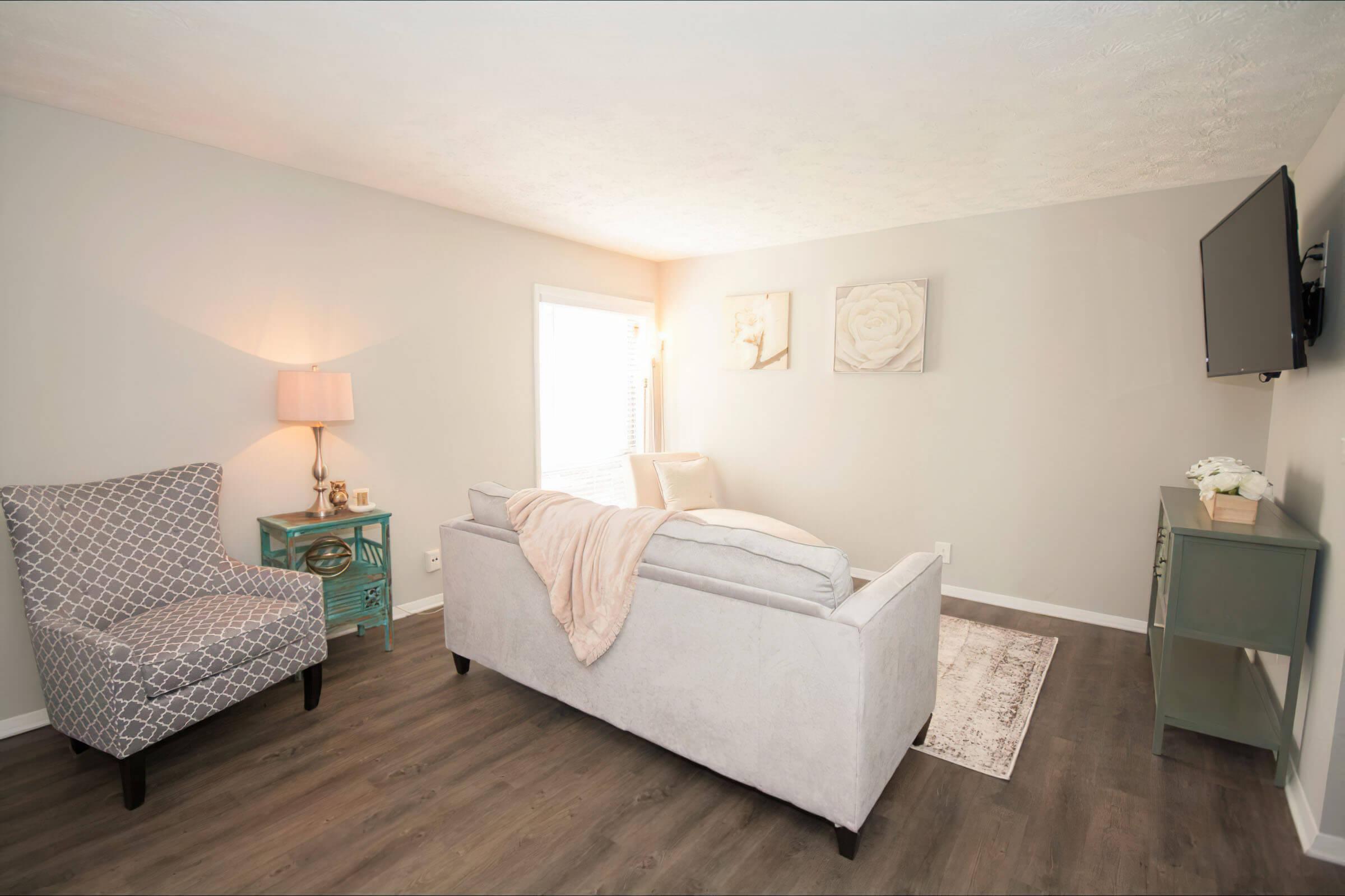1br Livingroom 2-width-2400px.jpg