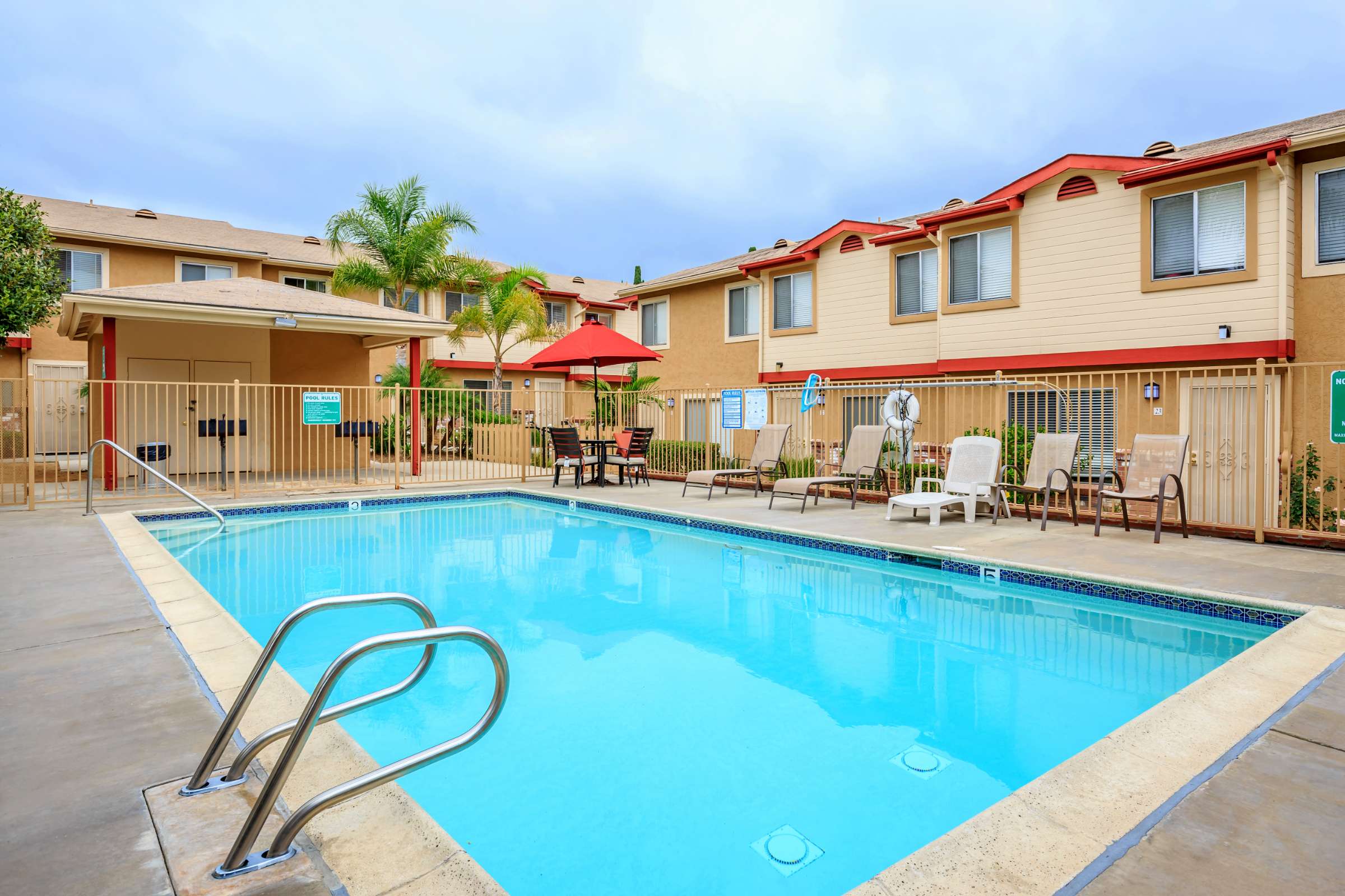 Shannon Wood Townhomes Apartment Living in El Cajon, CA