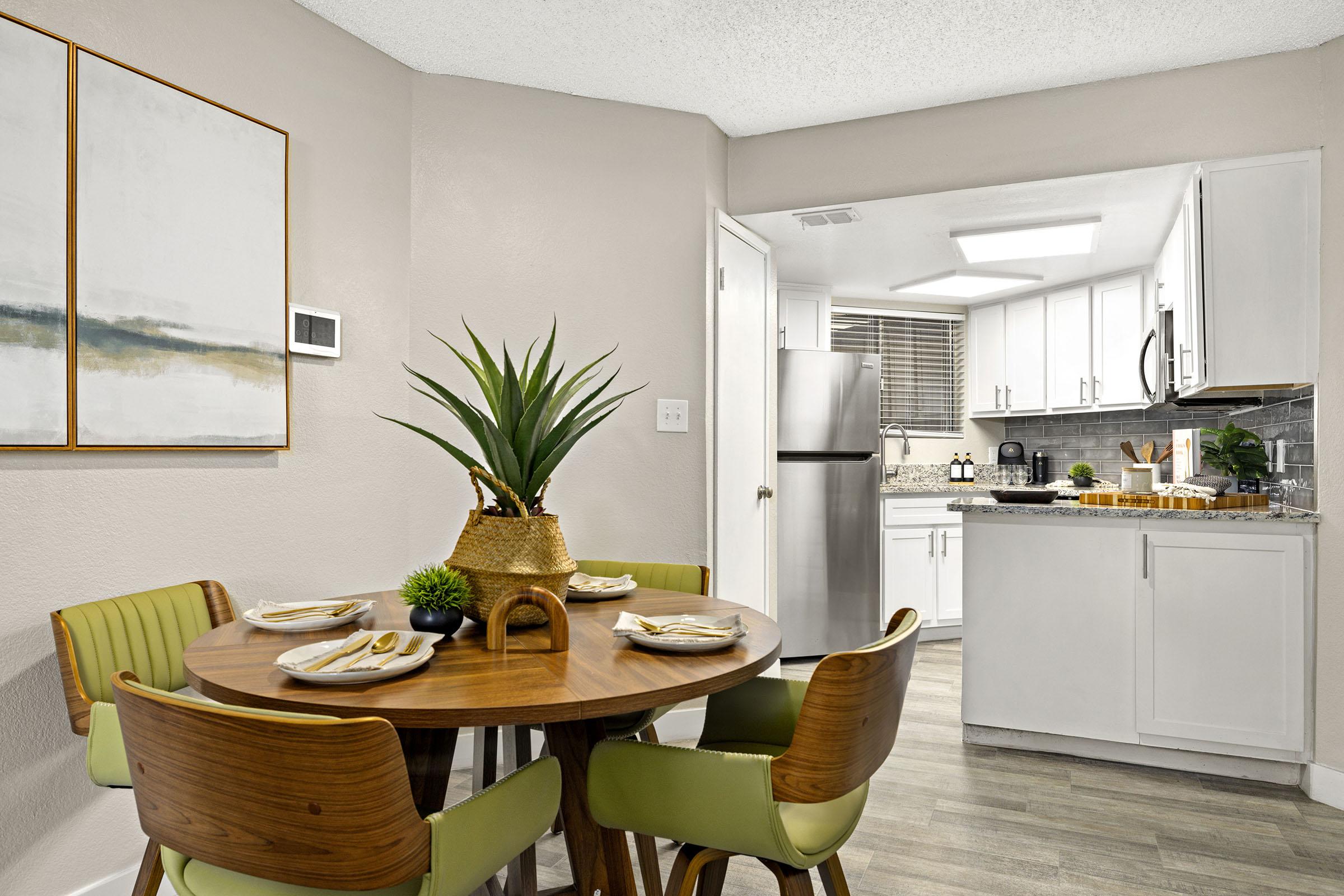 Citrine on 67th model apartment bedroom - Glendale, AZ