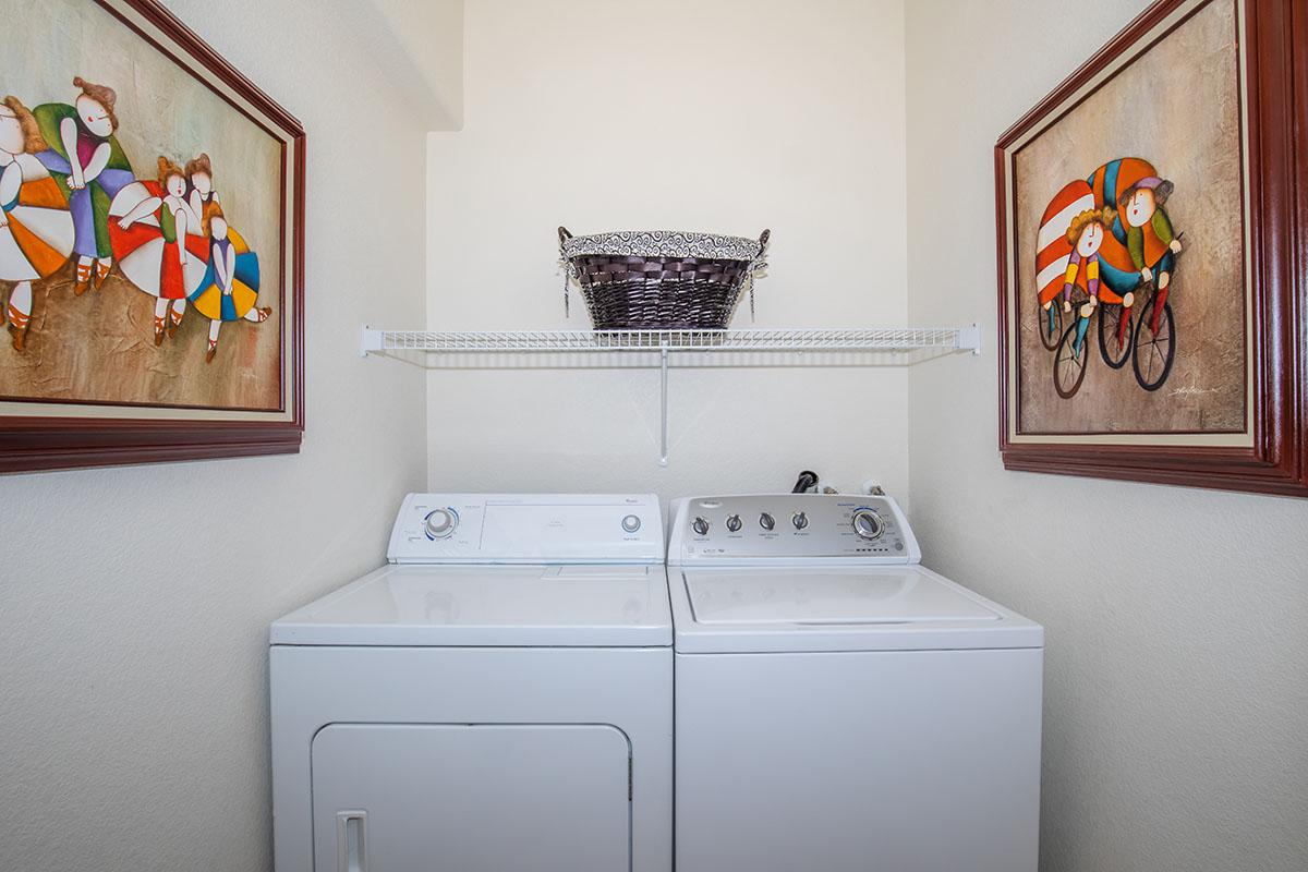 07 Laundry.jpg