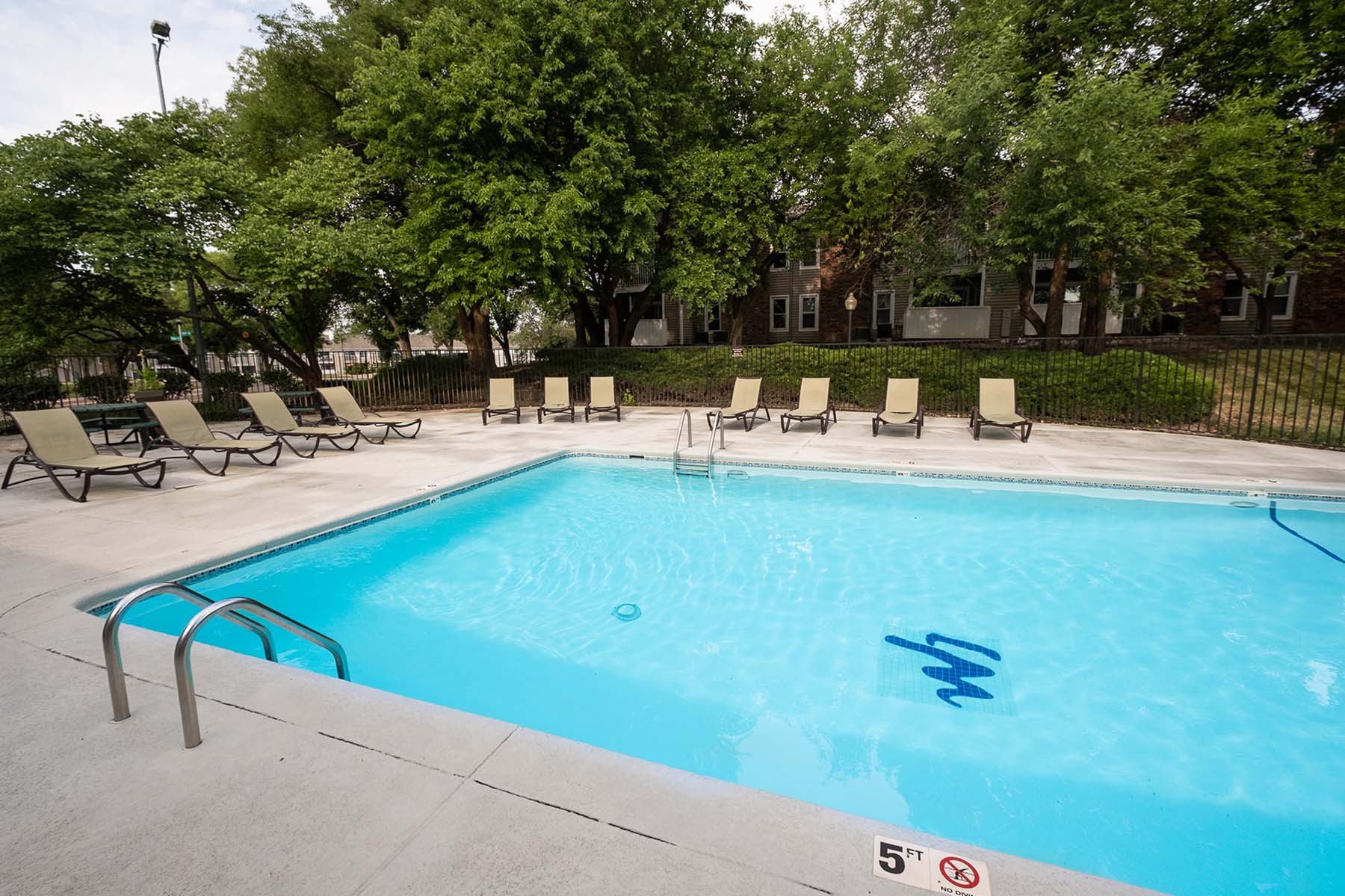 Whispering Hills Apartments Apartment Living in Overland Park, KS
