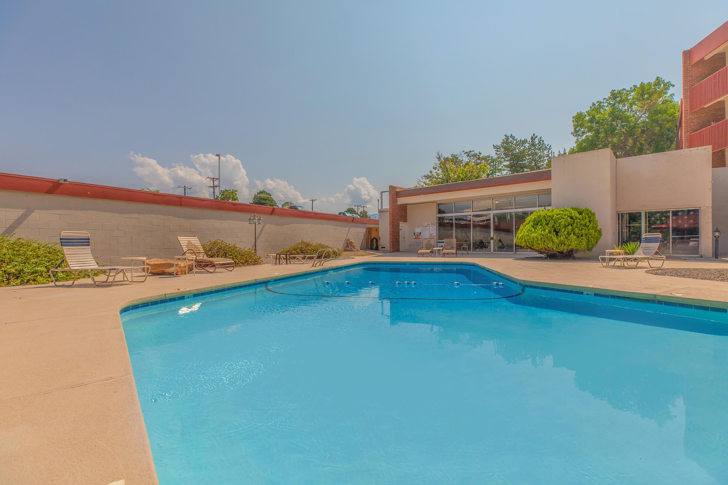 Three Fountains community pool