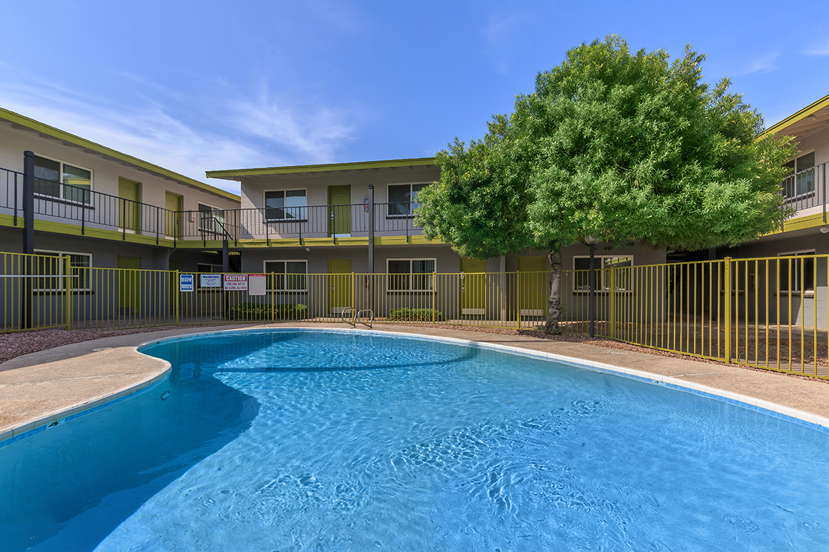 Rise Parkside Apartment Living in Glendale, AZ