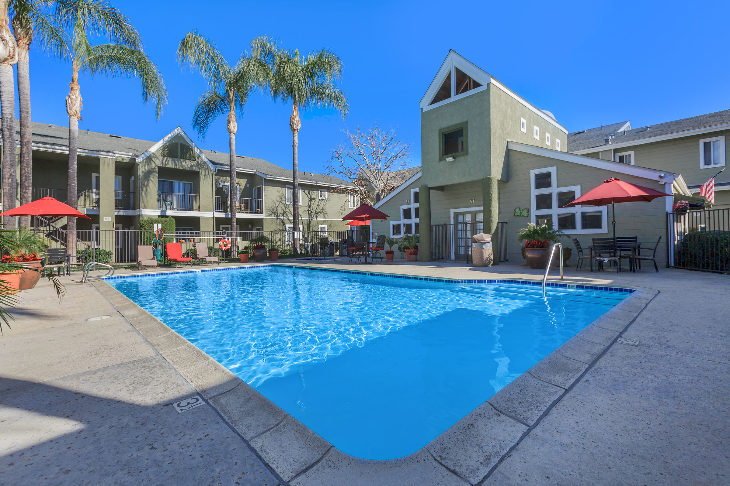 Pepper Tree Gardens Apartment Living in El Cajon, CA