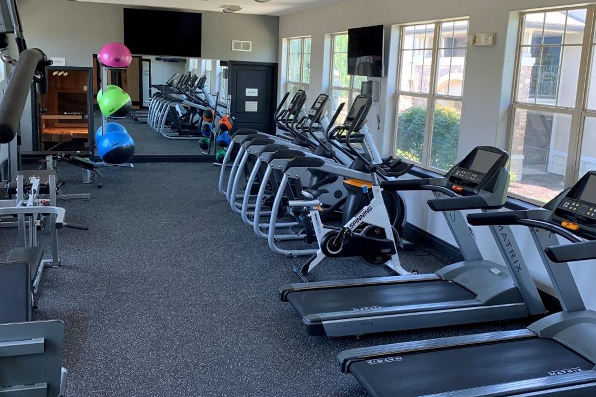 Corbin Crossing Apartments in Overland Park, KS - Fitness Center 01-2.jpg