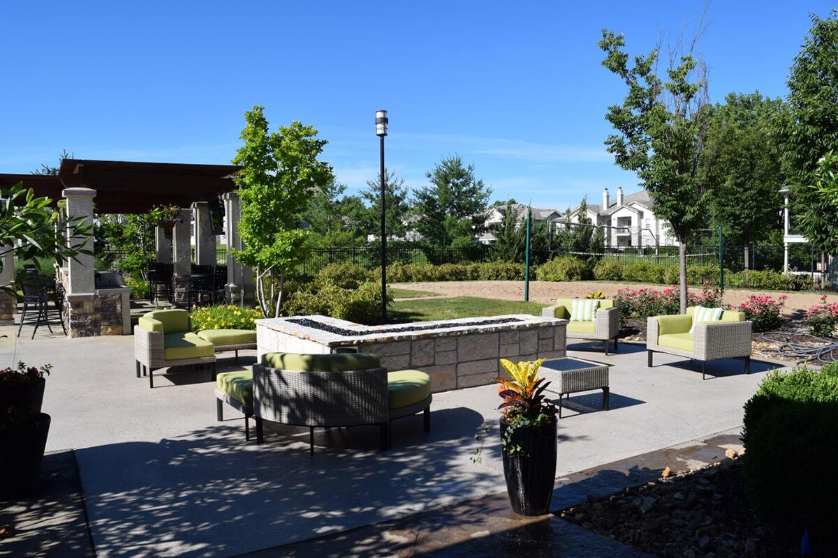 Corbin Crossing Luxury Apartments in Overland Park, KS - BBQ-Lounge Area 04.jpg