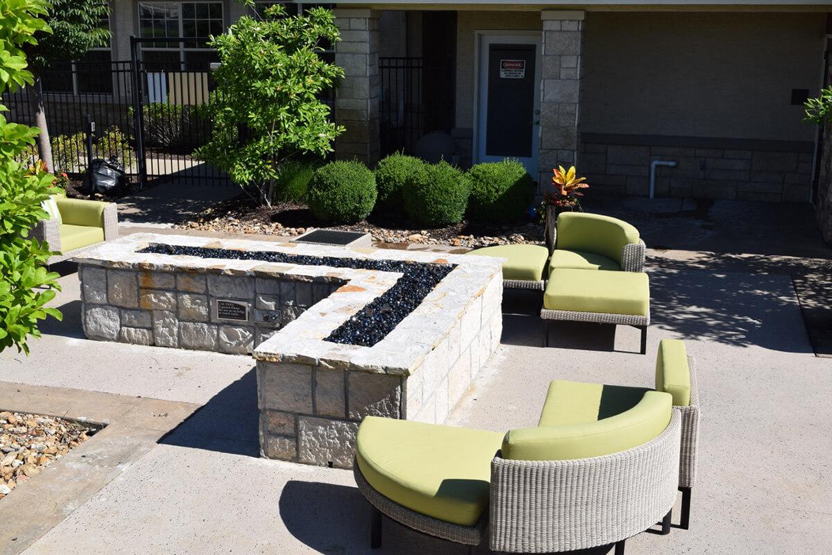 Corbin Crossing Luxury Apartments in Overland Park, KS - BBQ-Lounge Area 06.jpg