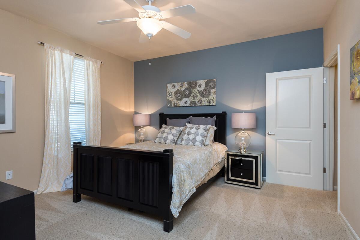 Corbin Crossing Luxury Apartments in Overland Park, KS - Interior 09.jpg