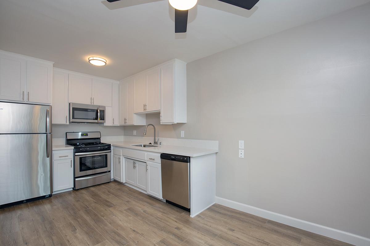 CREATE GOURMET MEALS AT THE CAPRI GLENDALE