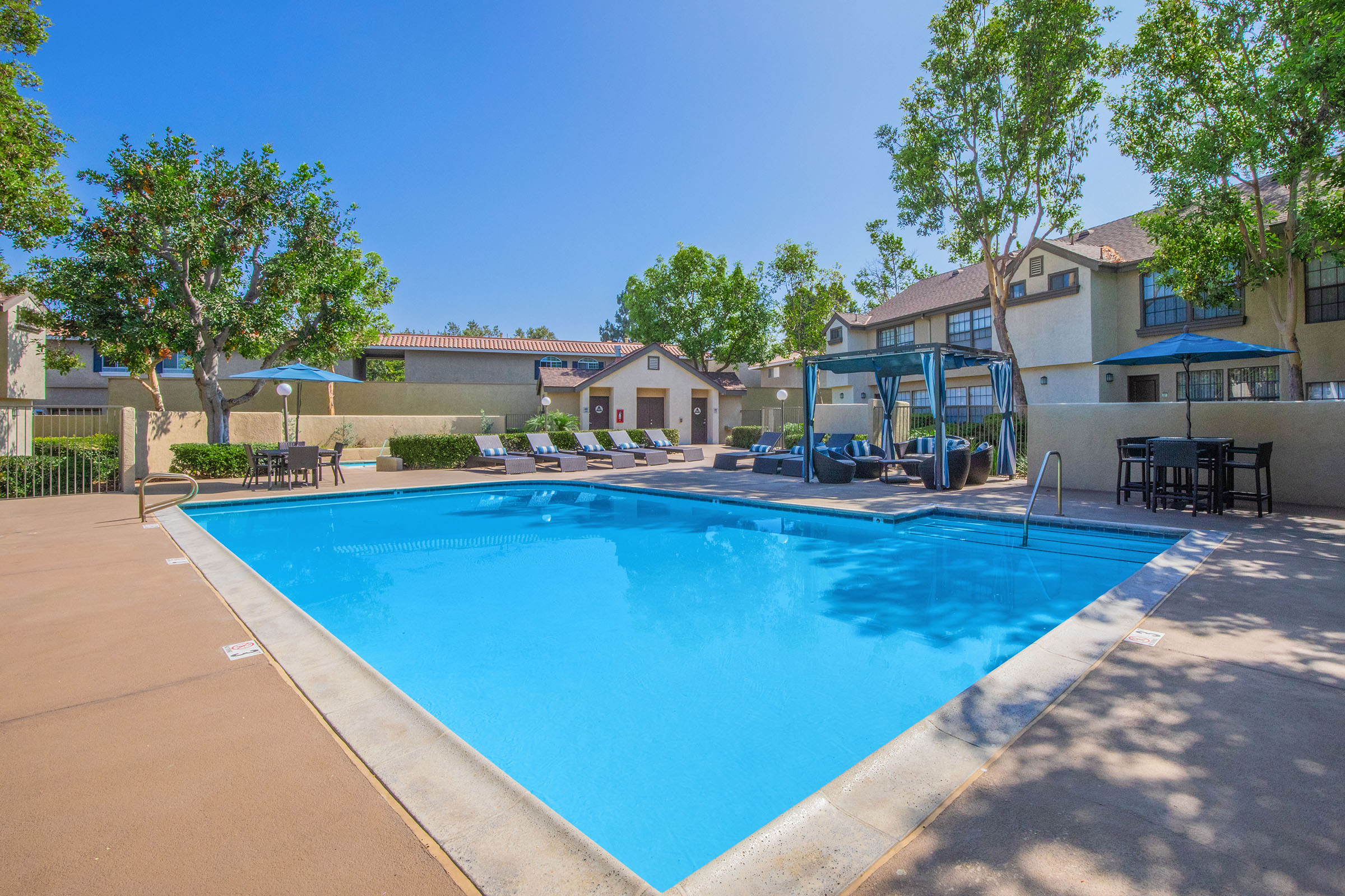 Oak Tree Court Apartment Homes 2 of 3