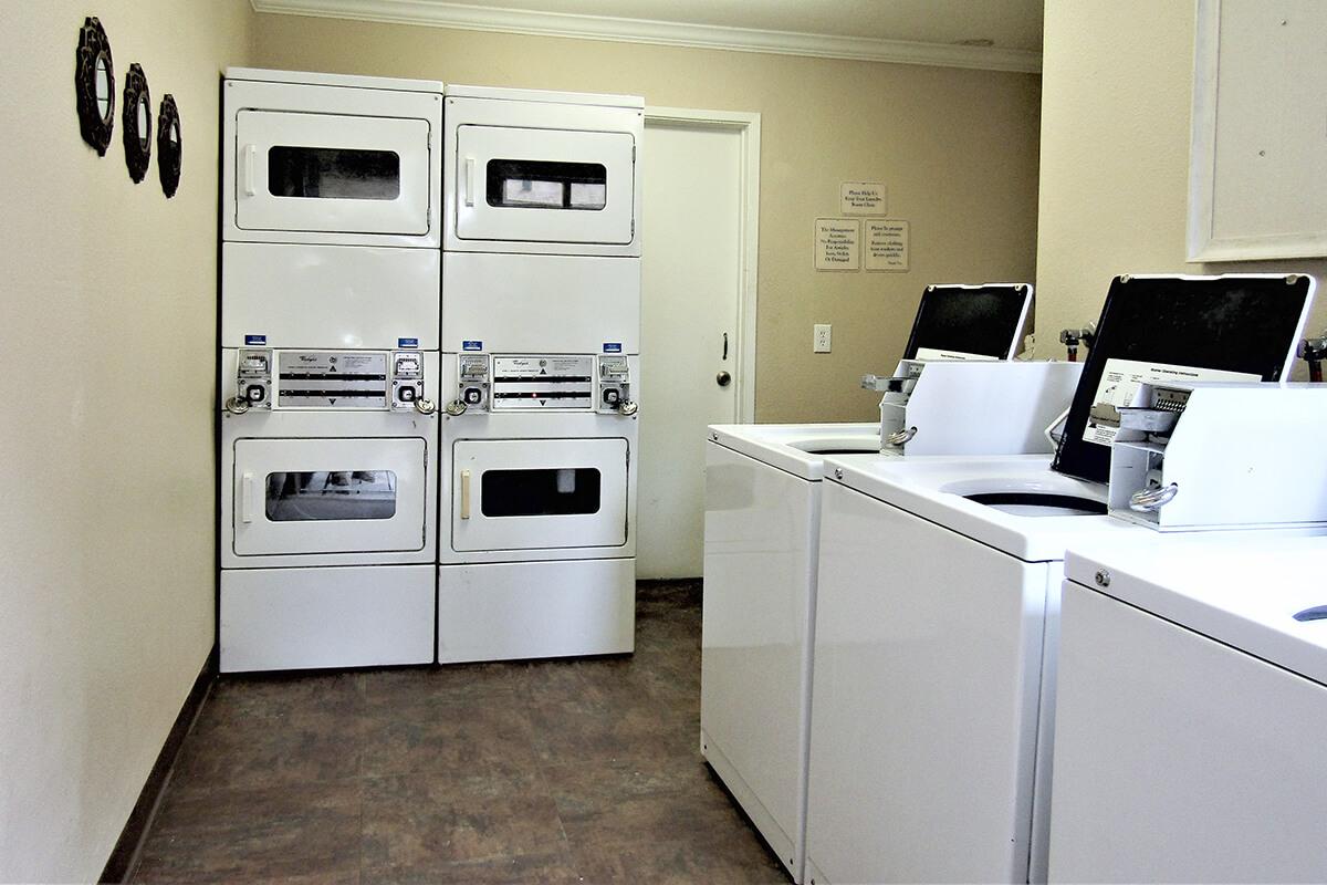 Laundry 1.jpg