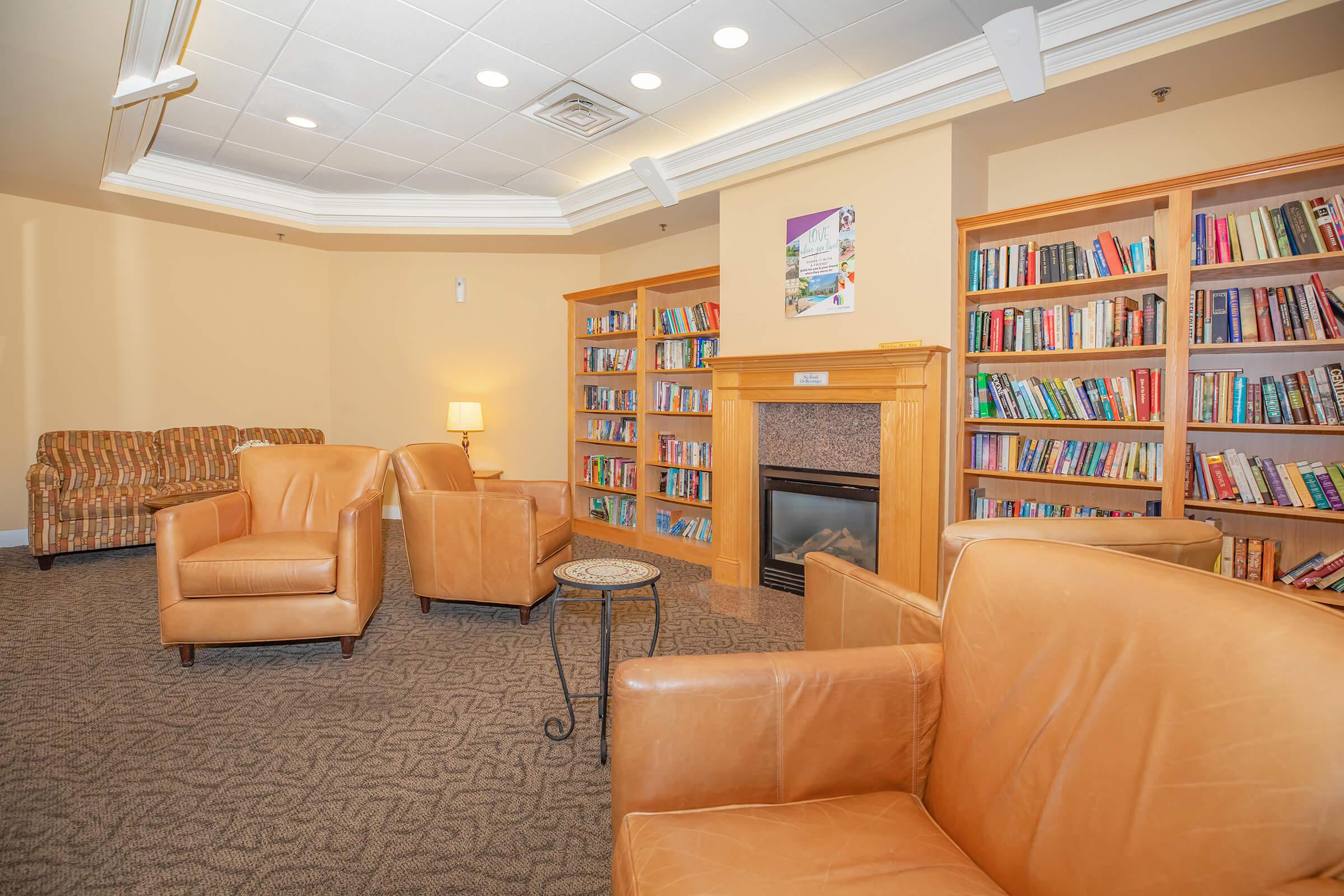 WI-FI RESIDENT LOUNGE & LIBRARY WITH COFFEE BAR