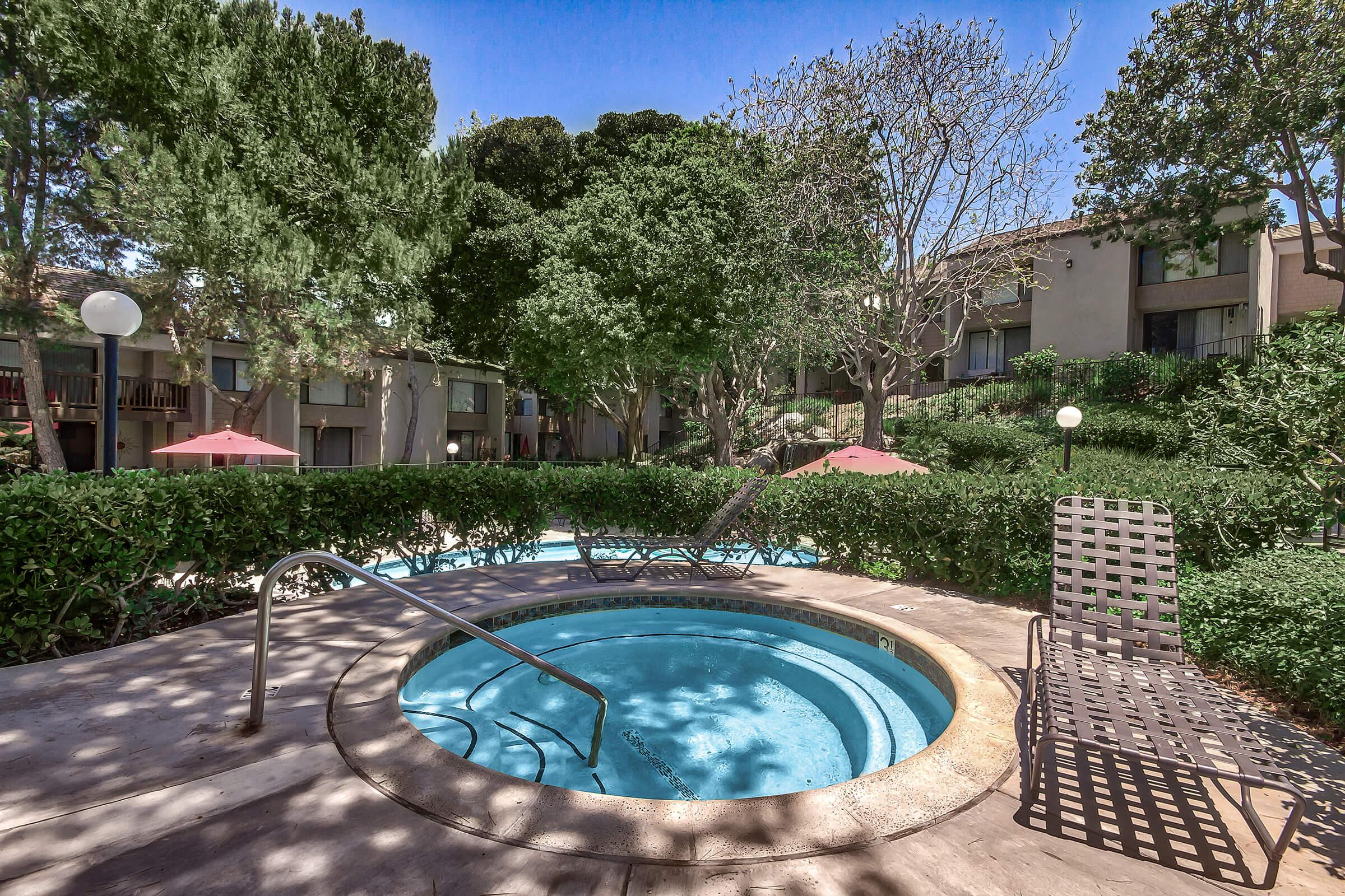 Huntington Lakes Apartments Photo Gallery