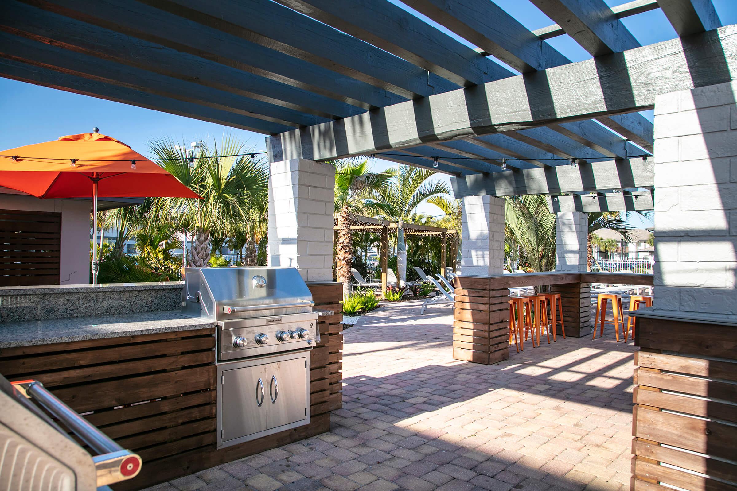 Outdoor kitchen 2.jpg