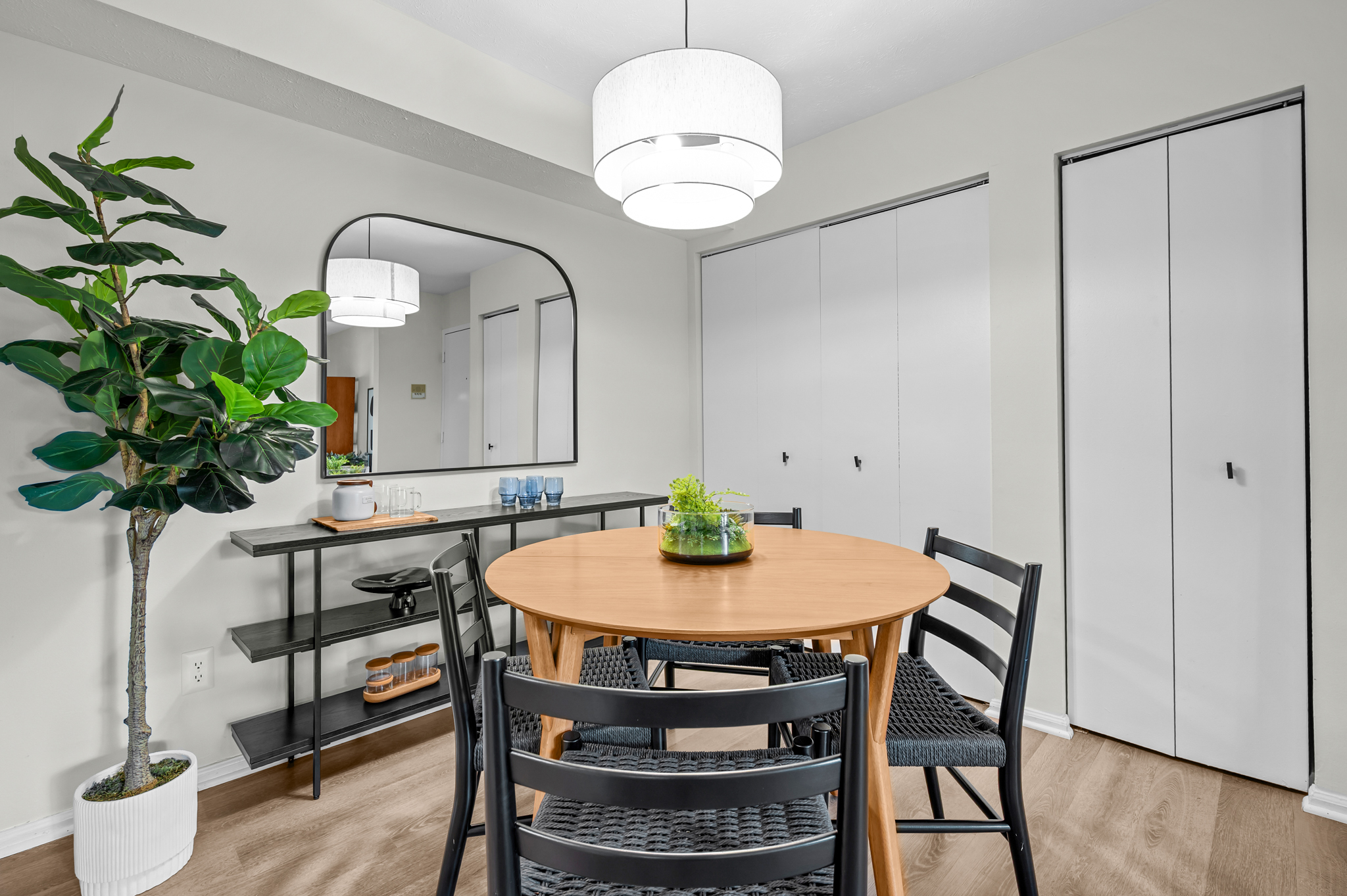 Dining Area - Platinum Interior