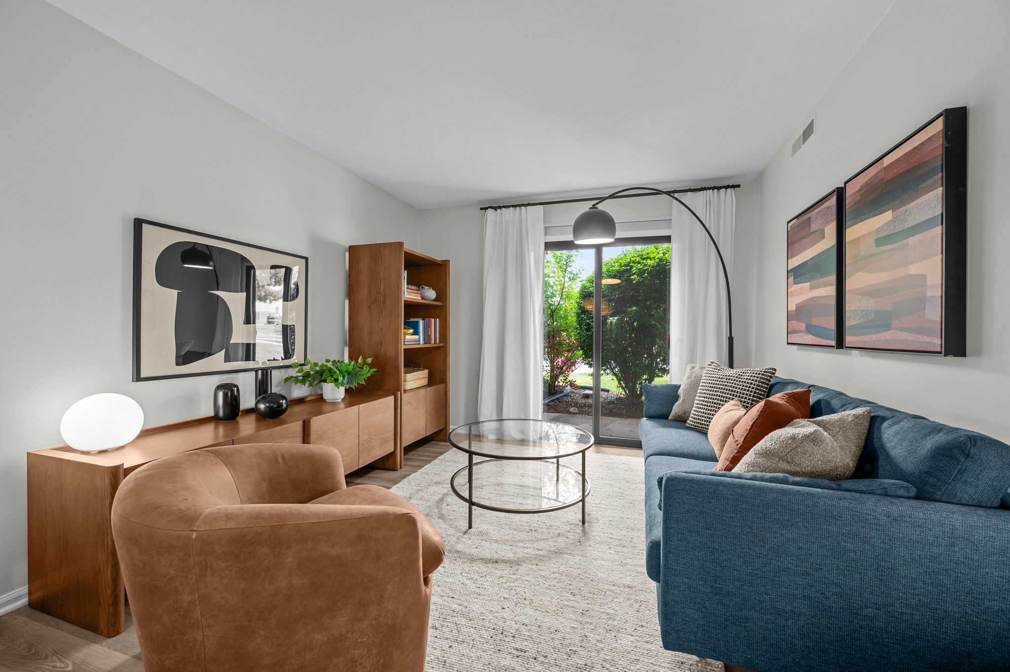 Living Room with Private Patio - Platinum Interior