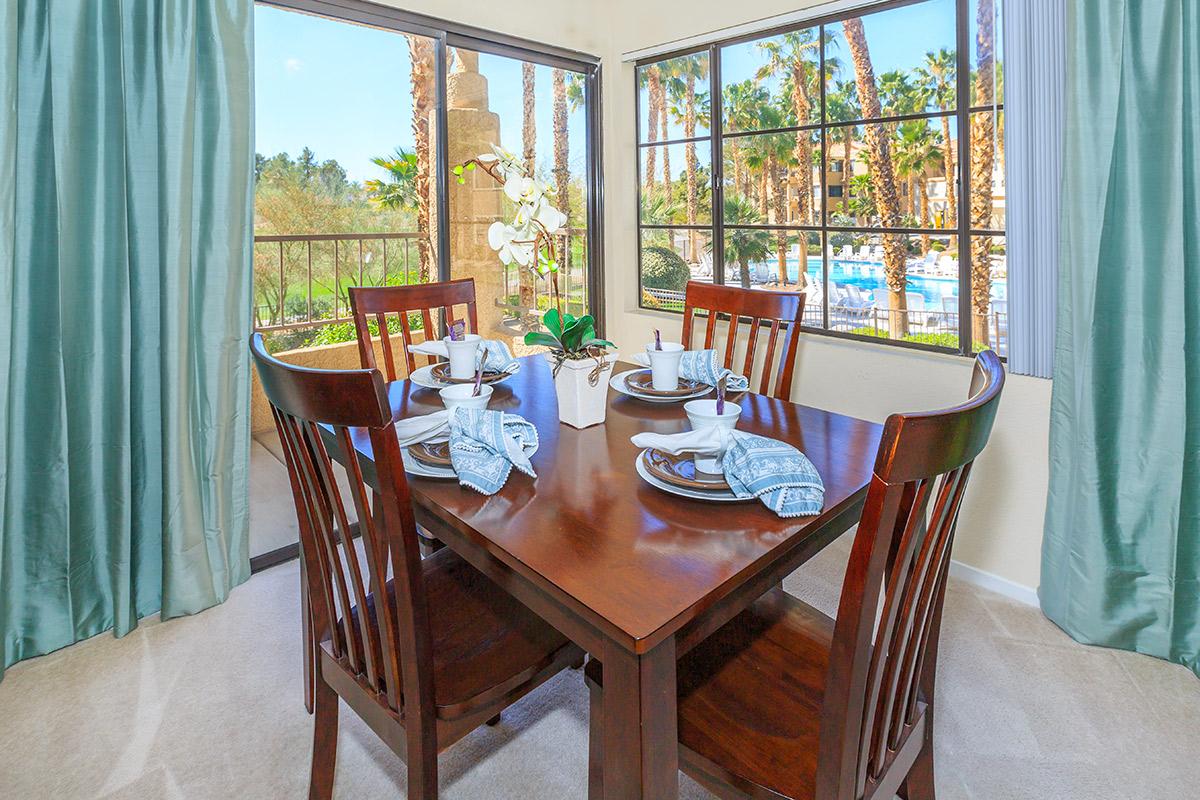 SPACIOUS DINING ROOM