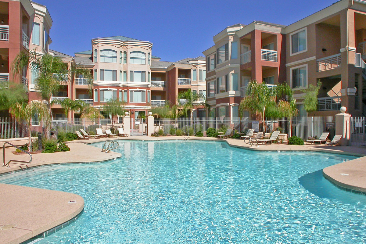Regatta Pointe Condominiums