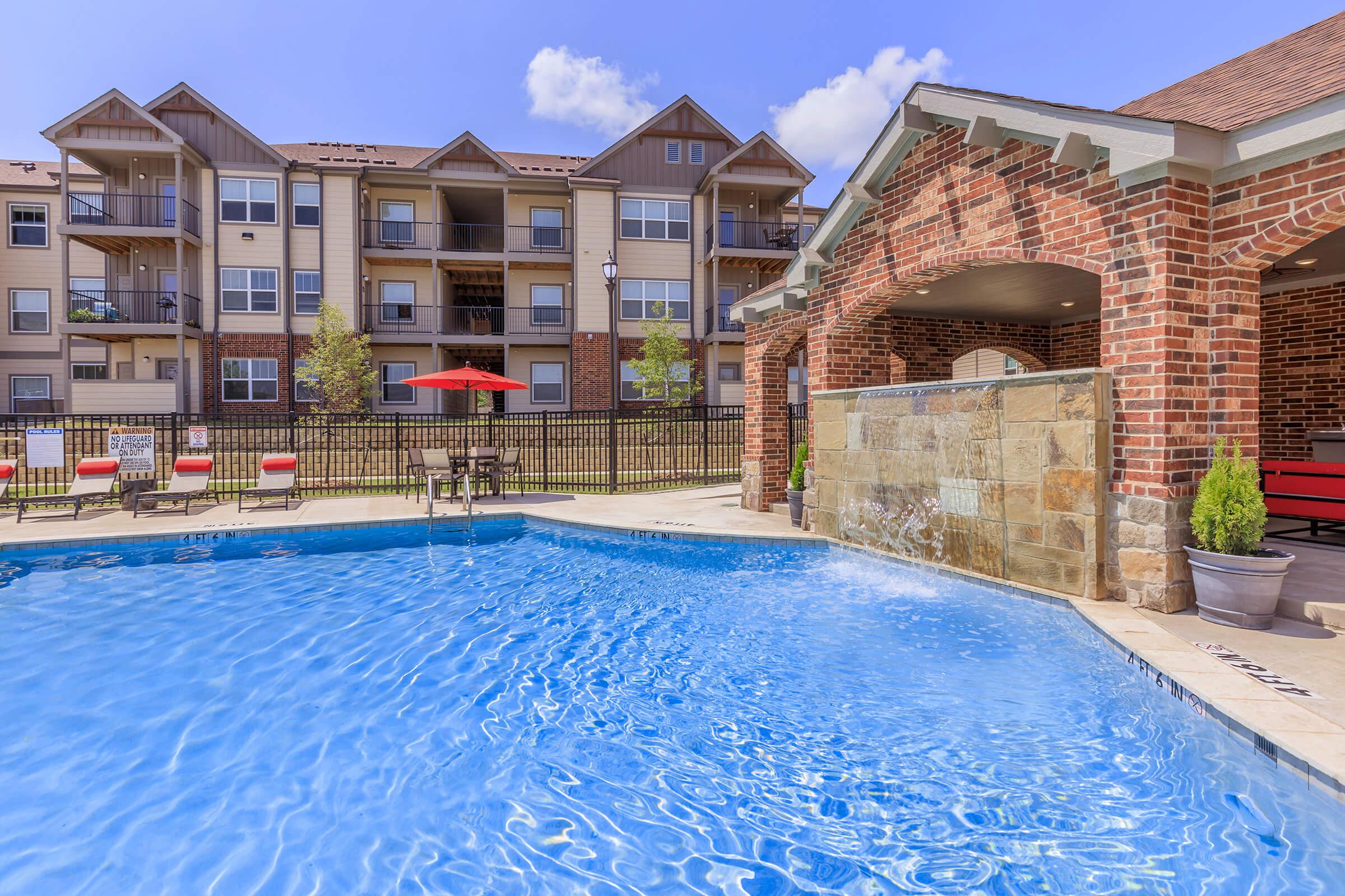 a pool outside of a building