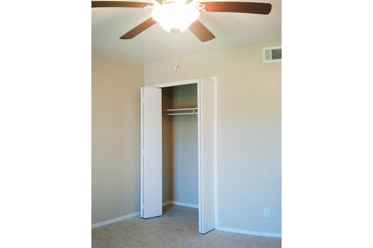 hall way bedroom closet.jpg