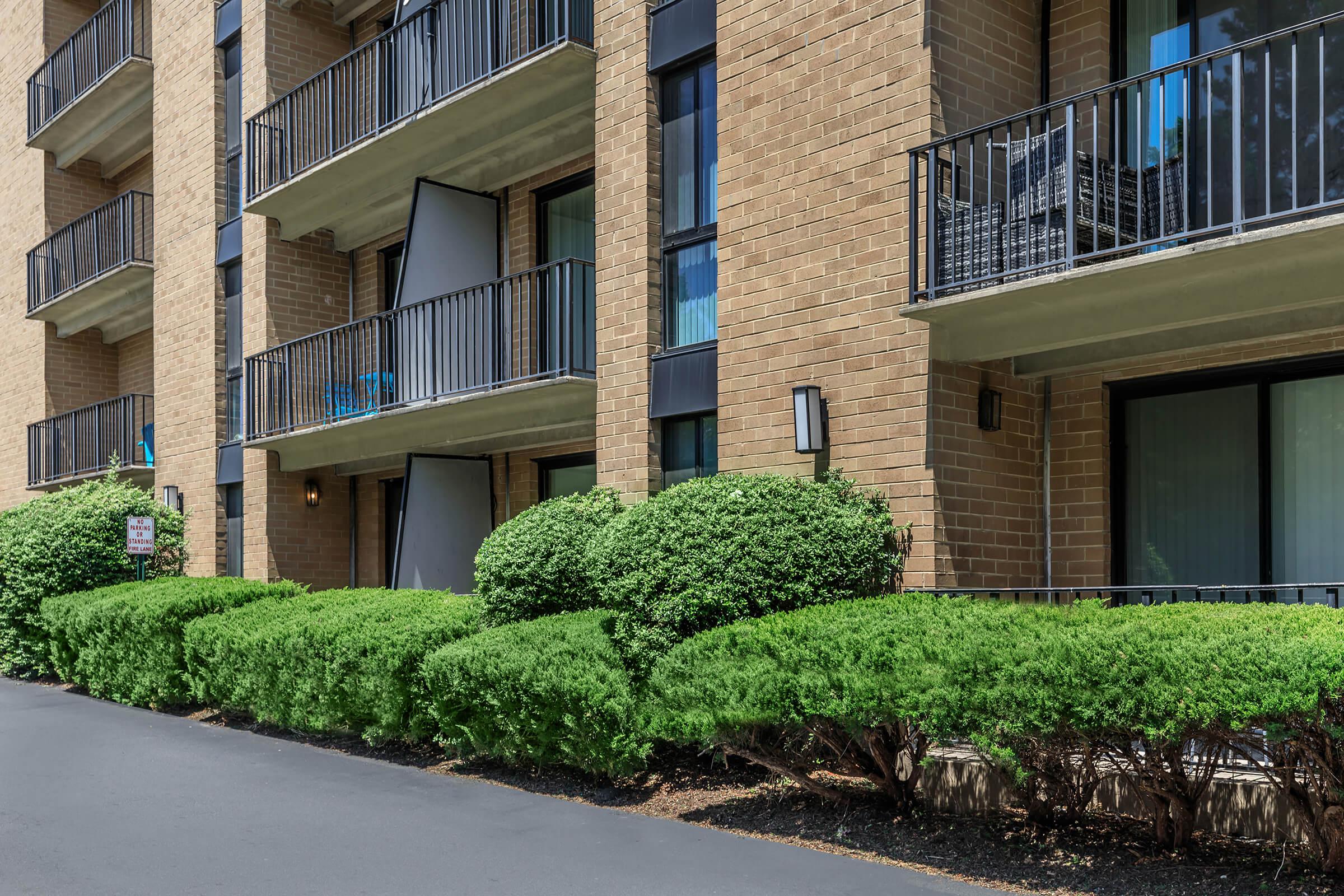 Landscaping at Whitestone at Landmark  in Alexandria VA