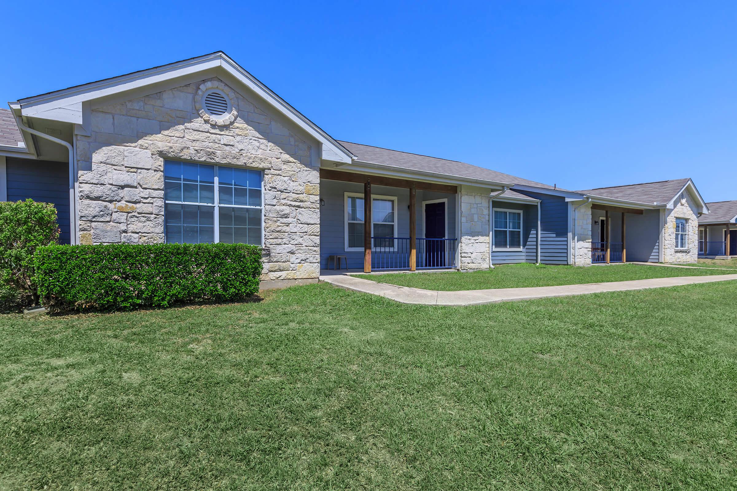 YOUR NEW APARTMENT HOME AWAITS IN ELGIN, TEXAS