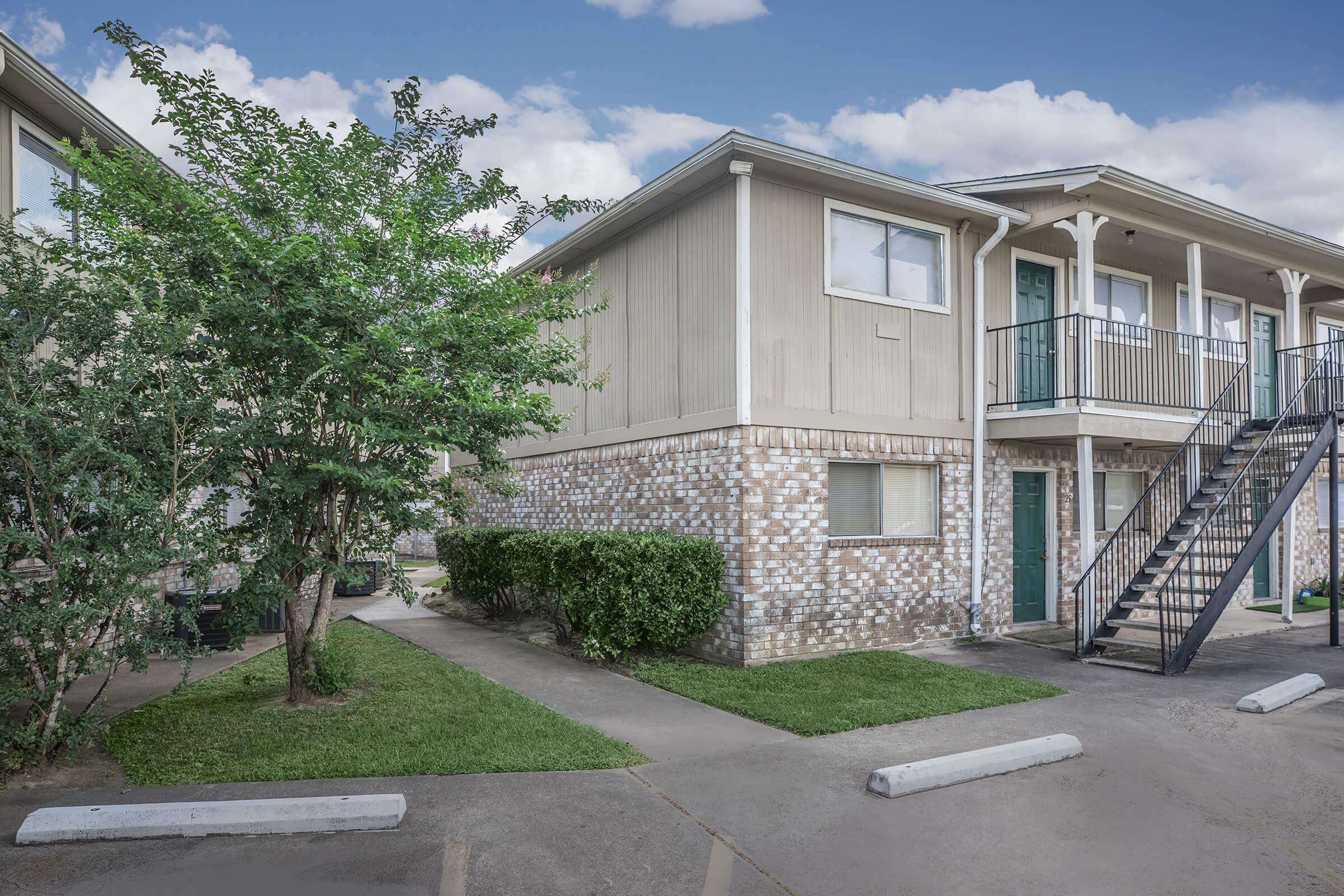 Park Apartments in Alvin, TX