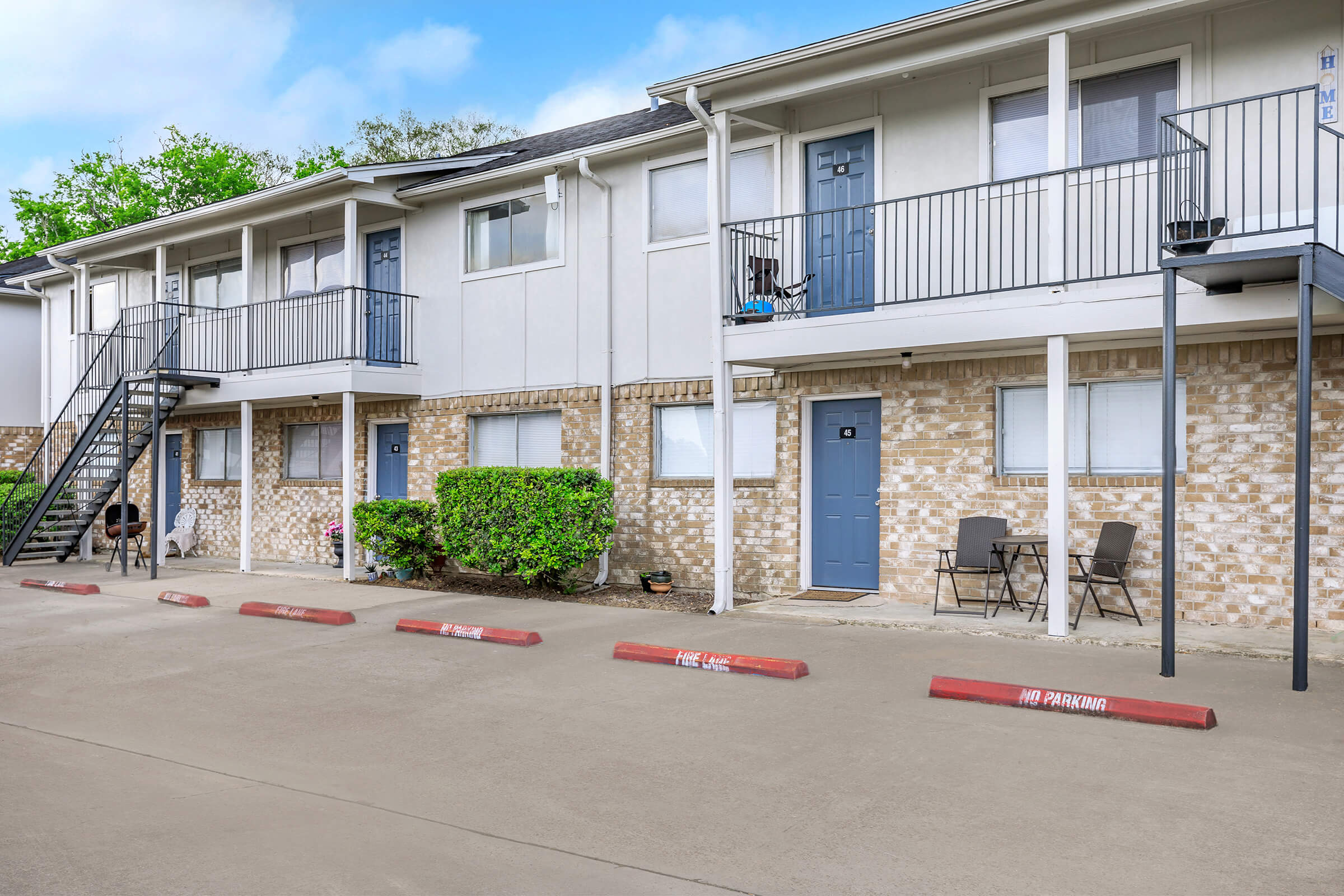 Park Apartments in Alvin, TX