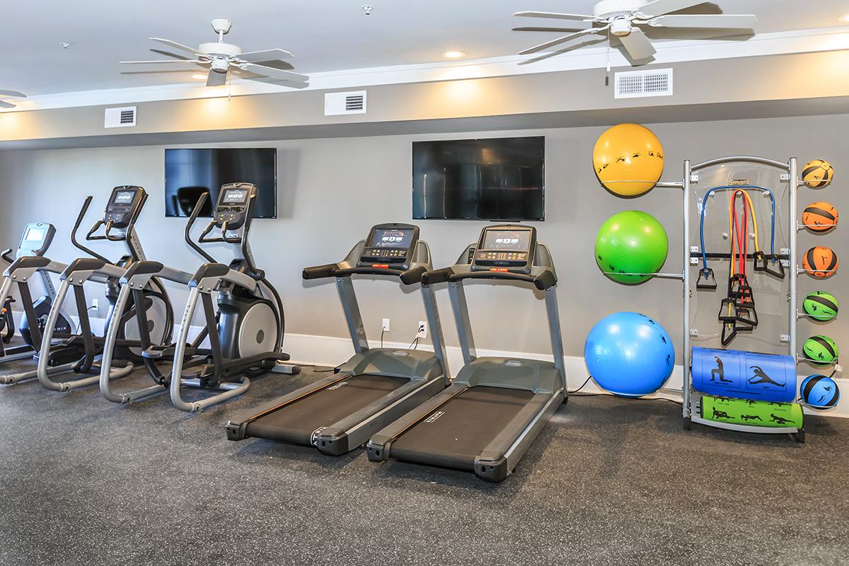 STATE-OF-THE-ART FITNESS CENTER