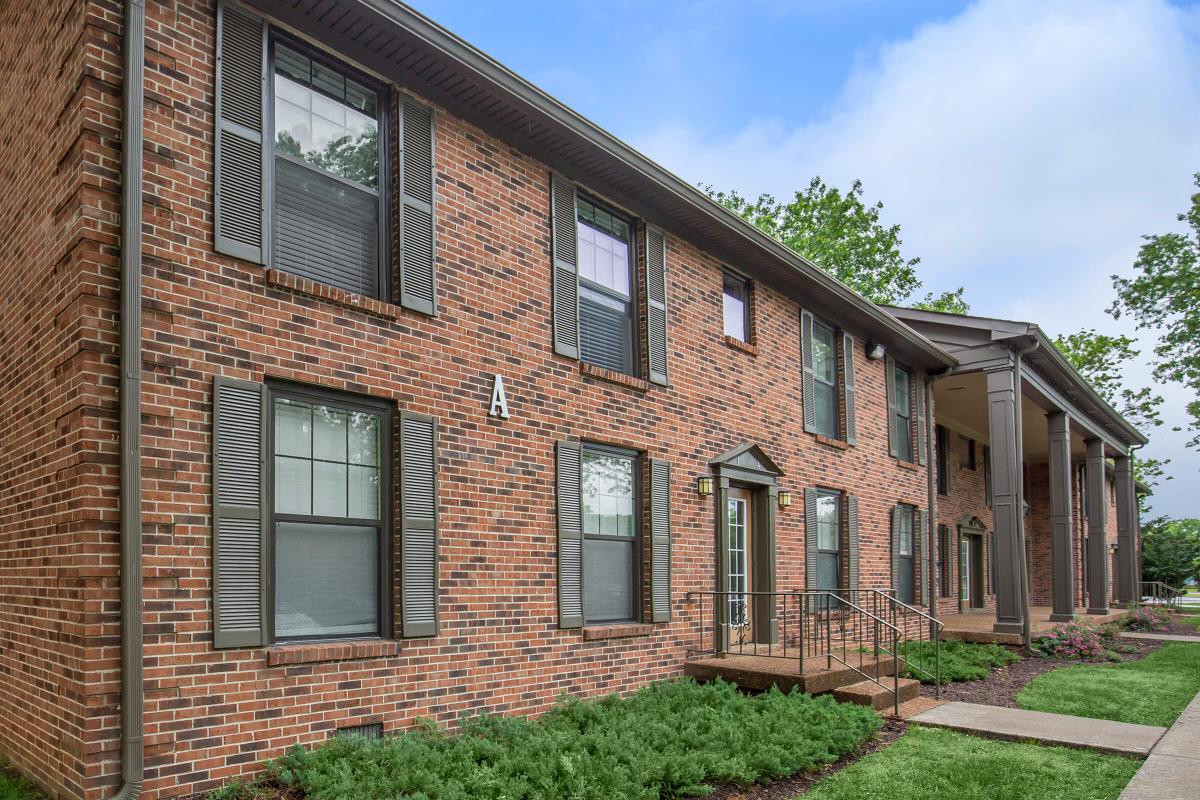 Brick Exteriors Here at Colony House Apartments For Rent In Murfreesboro, Tennessee