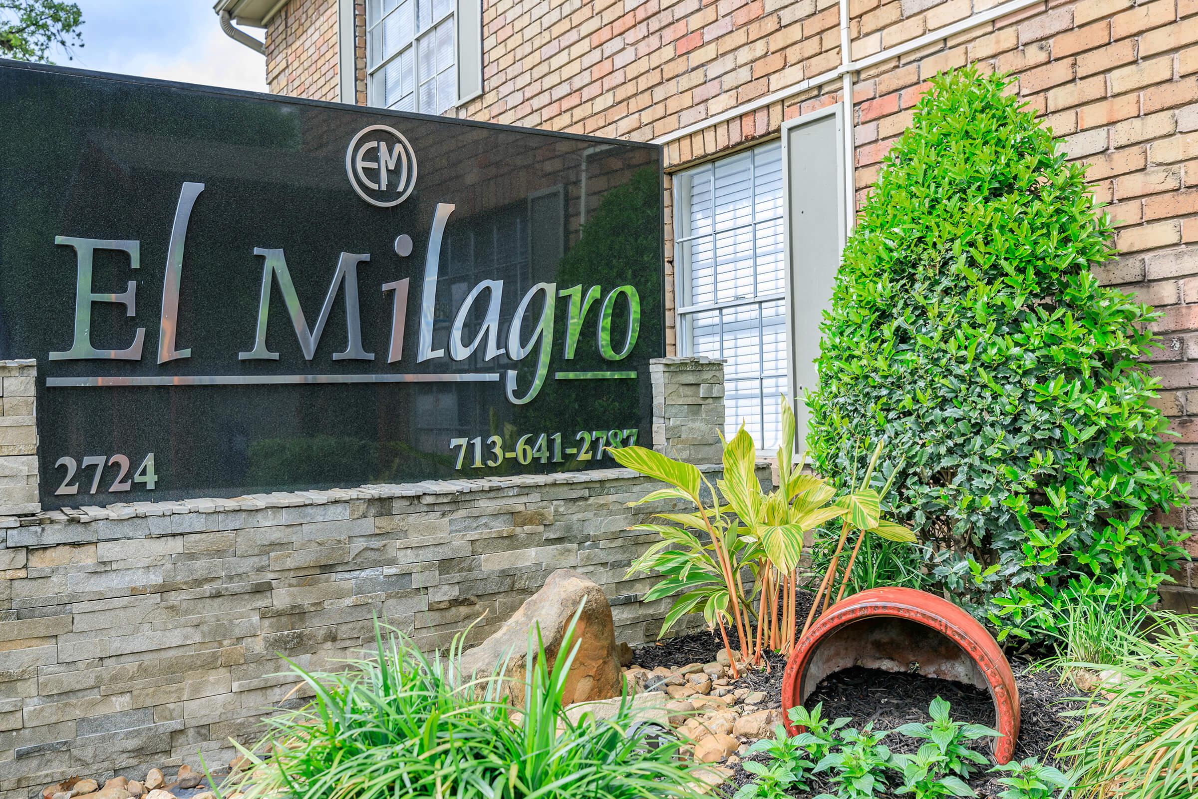 CALL US TODAY FOR YOUR PERSONALIZED TOUR OF PET-FRIENDLY EL MILAGRO APARTMENTS IN HOUSTON, TEXAS